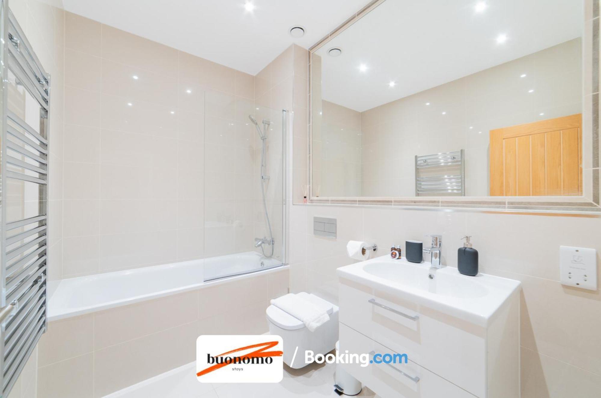 Two Bedroom At Buonomo Short Lets & Serviced Close To Wimbledon Tennis Courts Apartamento *