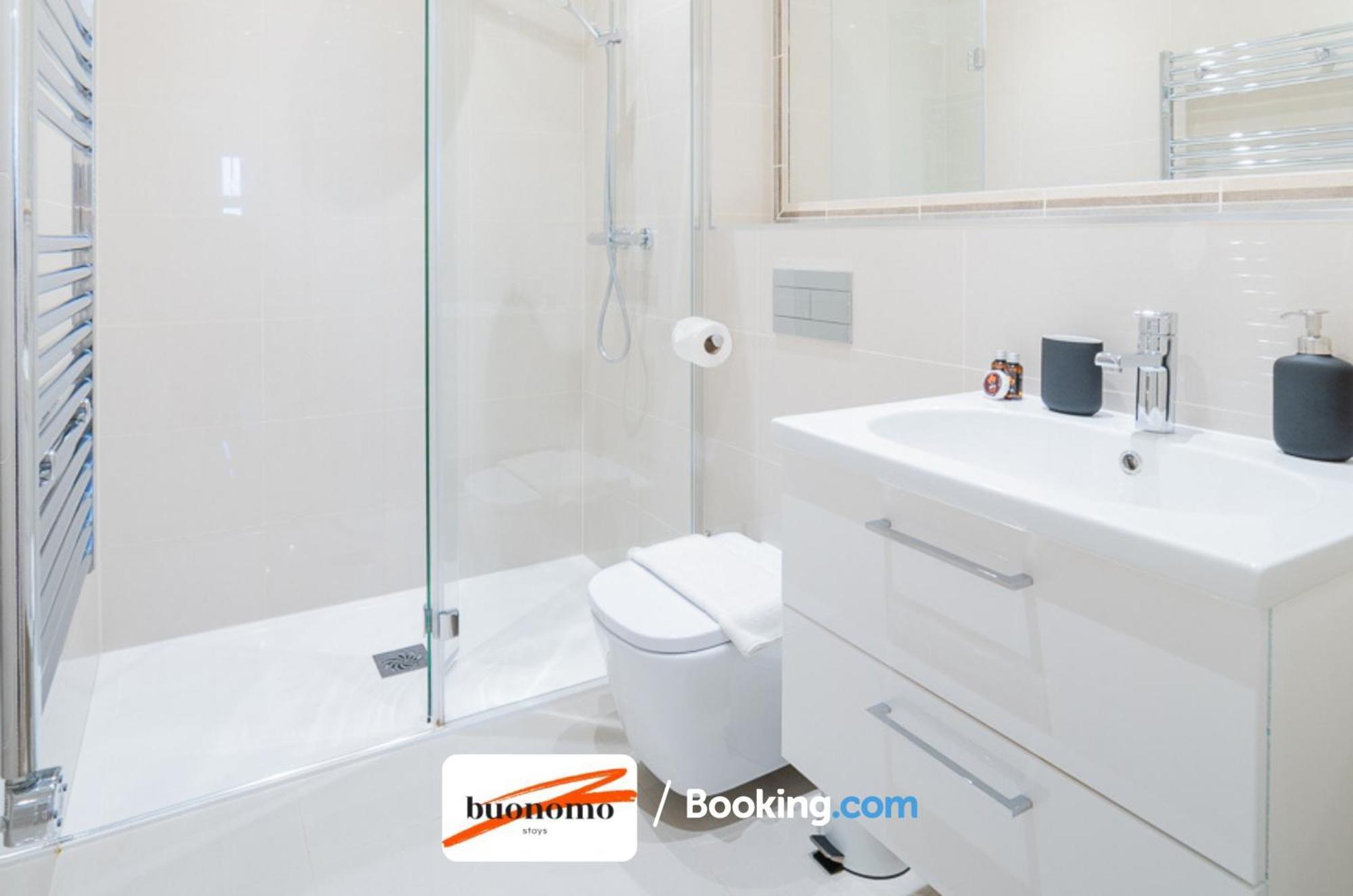 Two Bedroom At Buonomo Short Lets & Serviced Close To Wimbledon Tennis Courts Apartamento