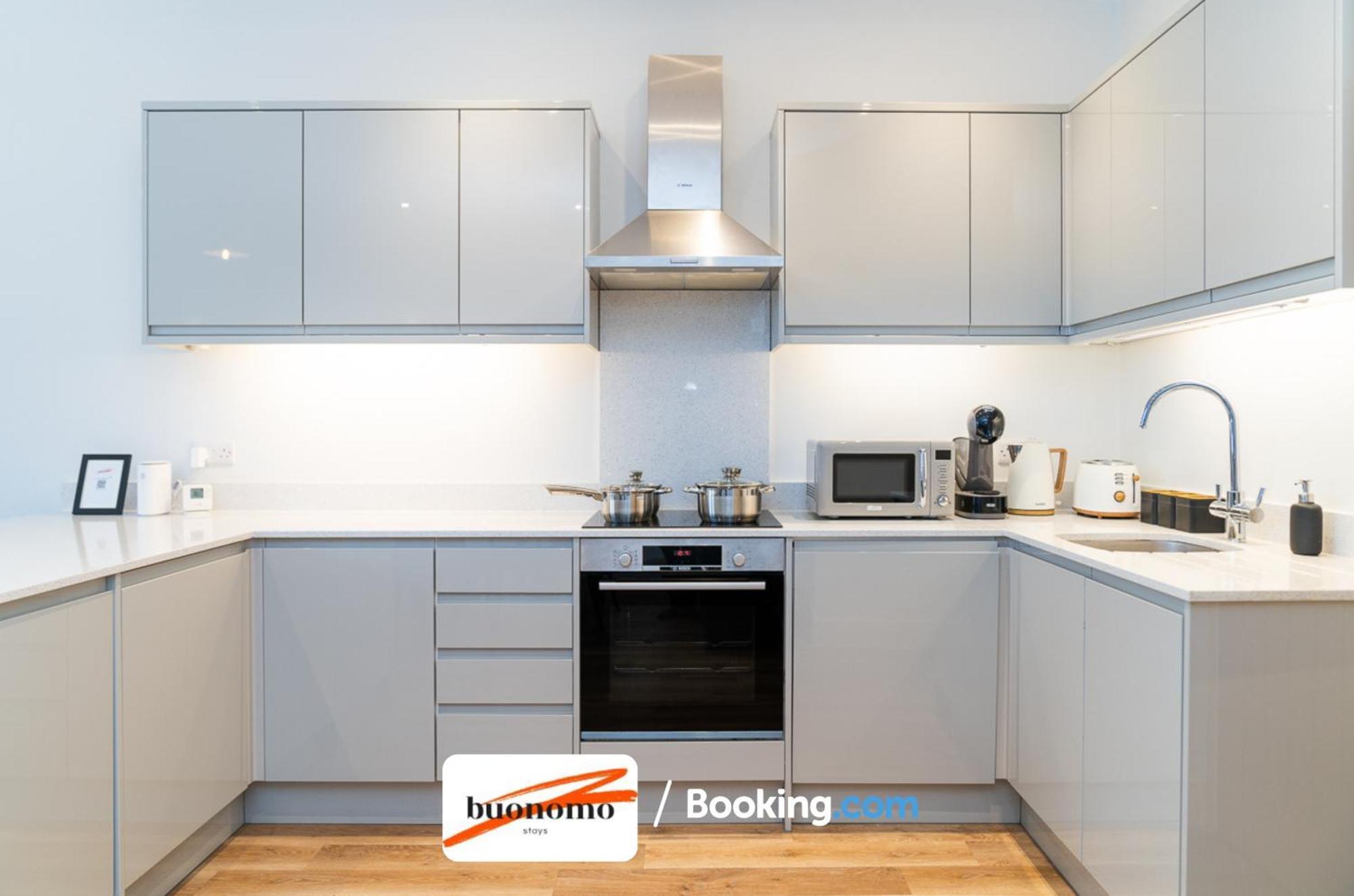 Apartamento Two Bedroom At Buonomo Short Lets & Serviced Close To Wimbledon Tennis Courts