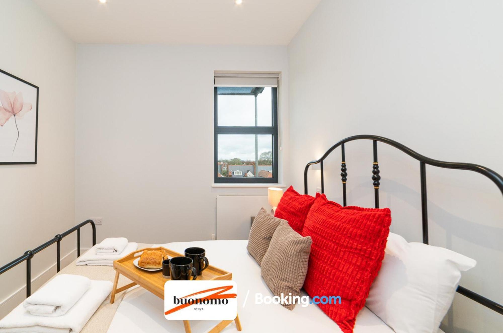 Two Bedroom At Buonomo Short Lets & Serviced Close To Wimbledon Tennis Courts Londres