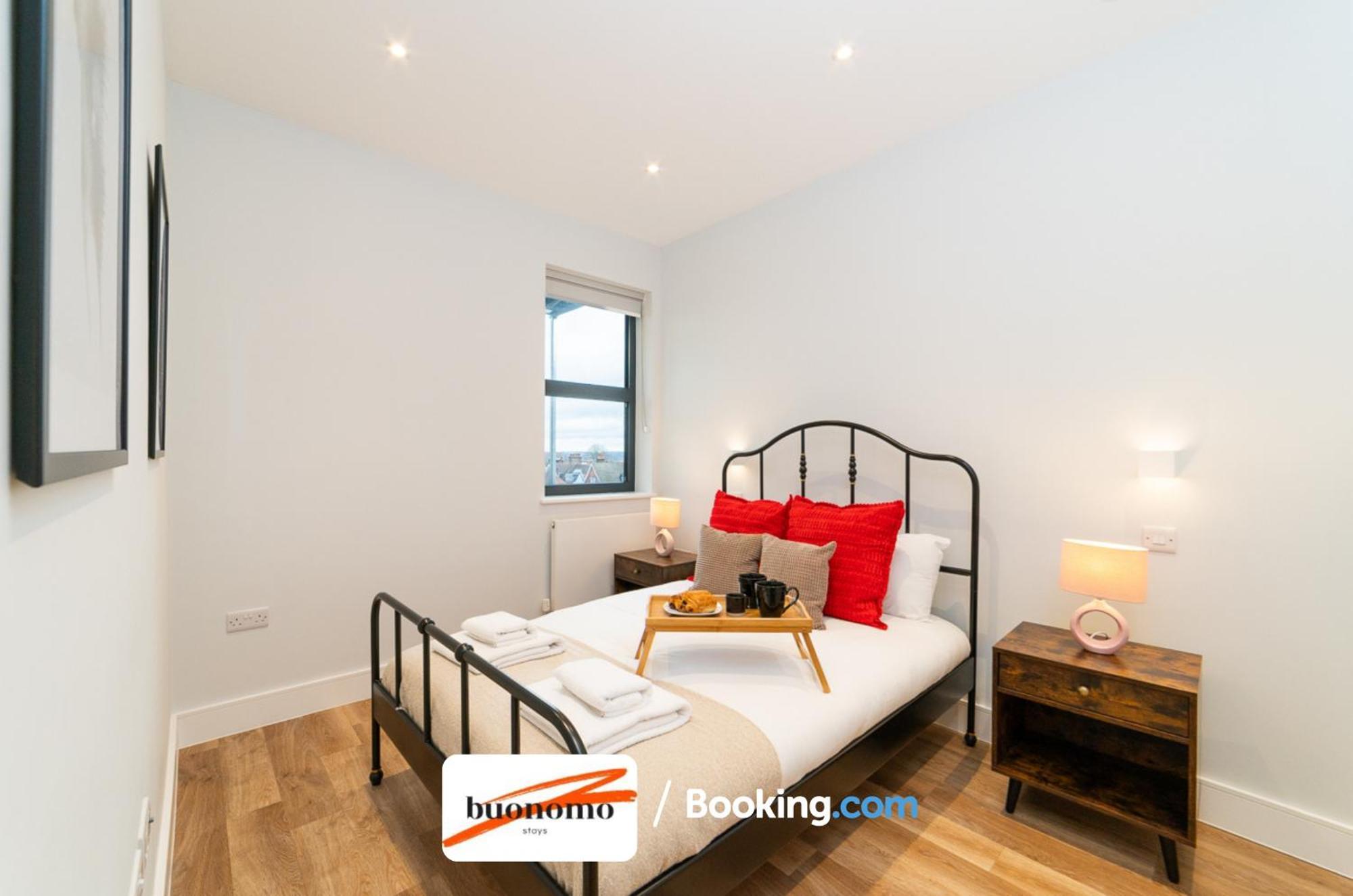 Two Bedroom At Buonomo Short Lets & Serviced Close To Wimbledon Tennis Courts Apartamento Londres