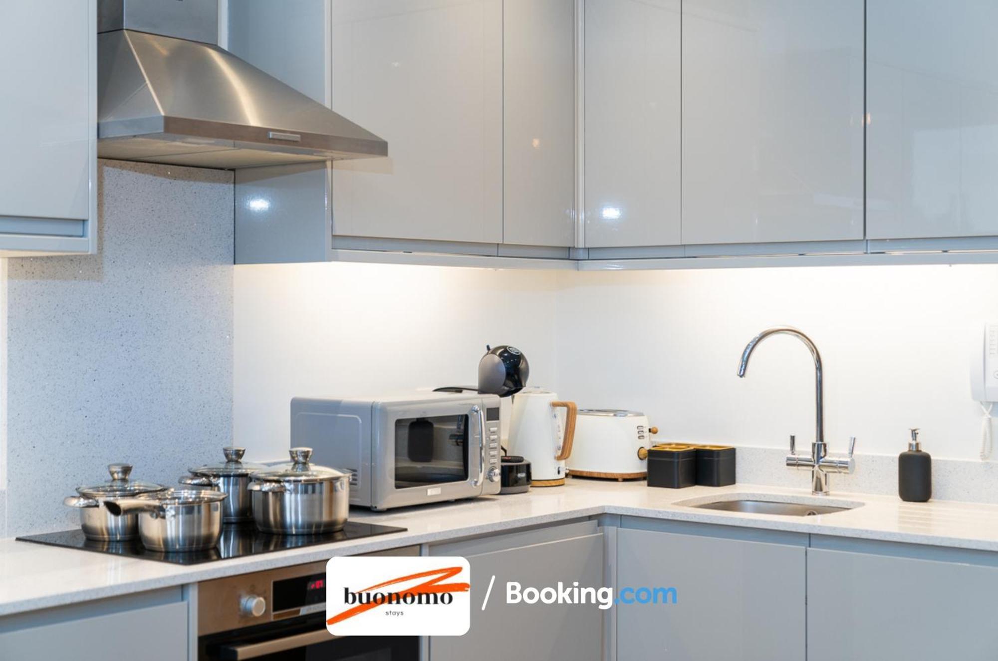 Apartamento Two Bedroom At Buonomo Short Lets & Serviced Close To Wimbledon Tennis Courts Londres