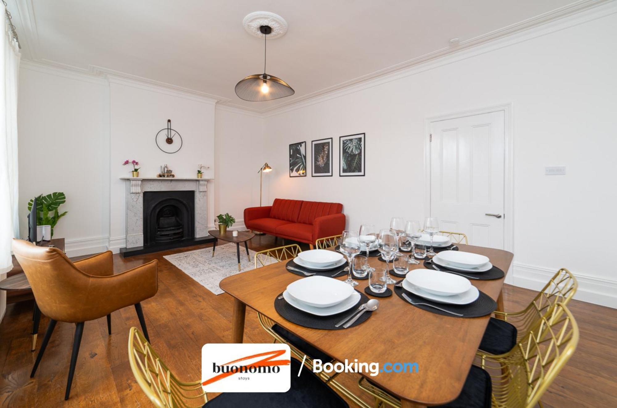 Three Bedroom At Buonomo Short Lets & Serviced Close To Wimbledon Tennis Courts * London
