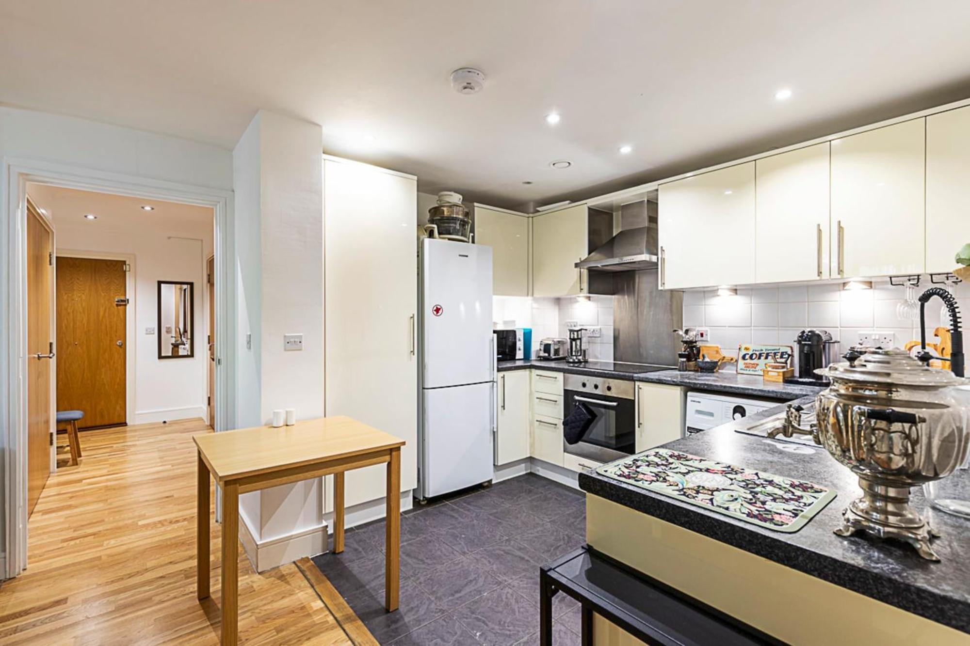 Terrace Apartment *
