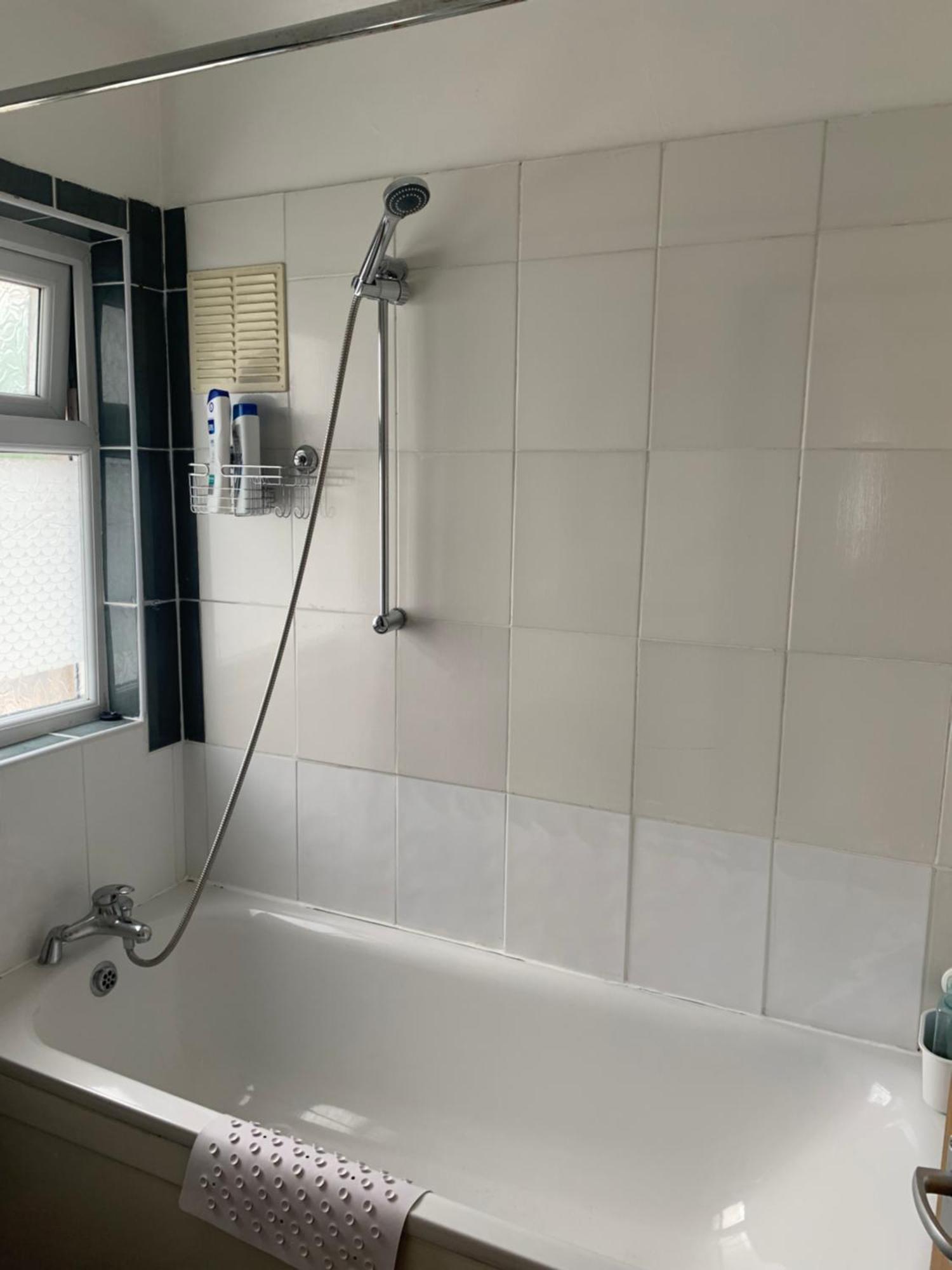 Large Double Ovo Wembley Stadium Homestay