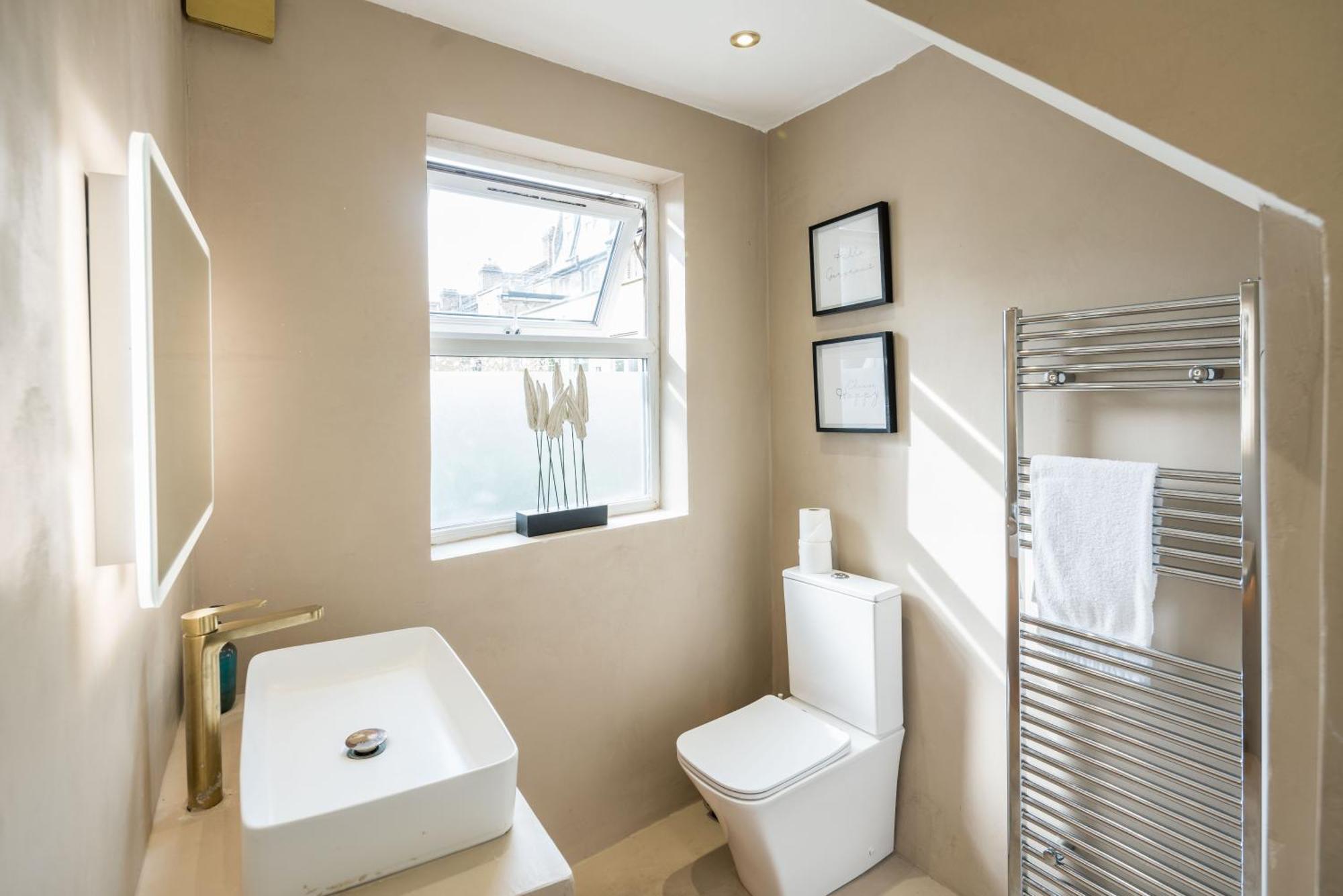 Apartment Gold-church View -kensington -olympia -westfields *