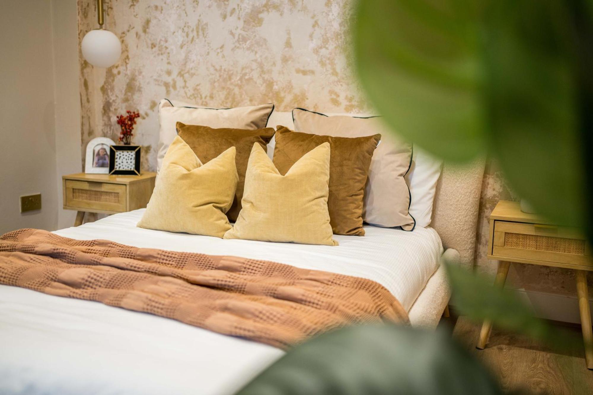Gold-church View -kensington -olympia -westfields Apartment London