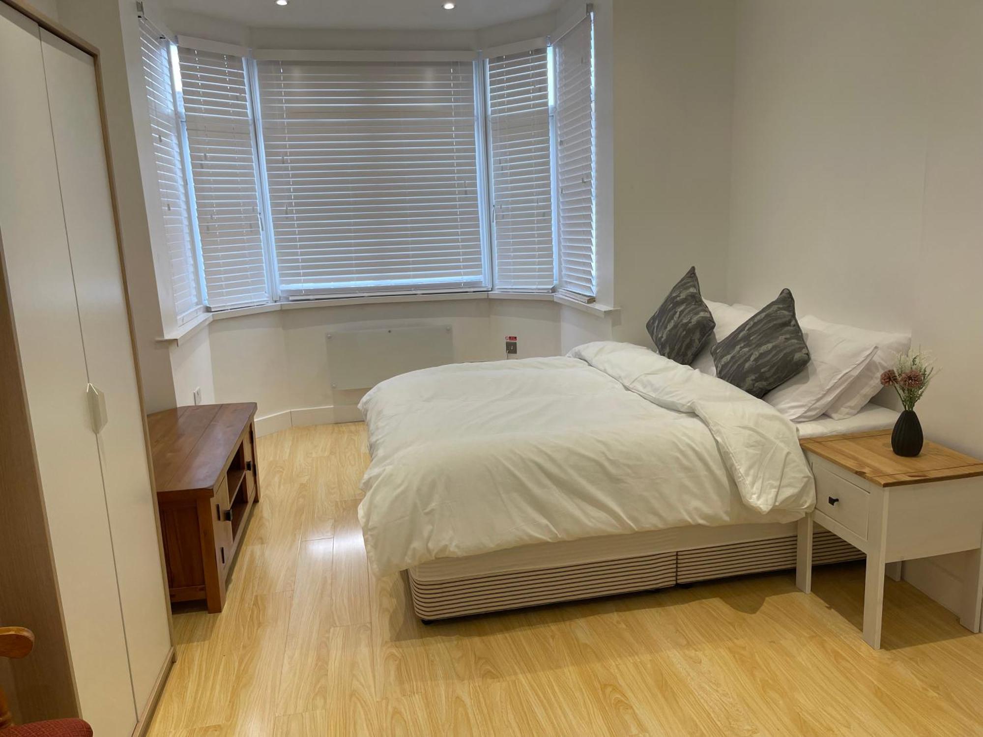 Guest house Lonsdale Place *