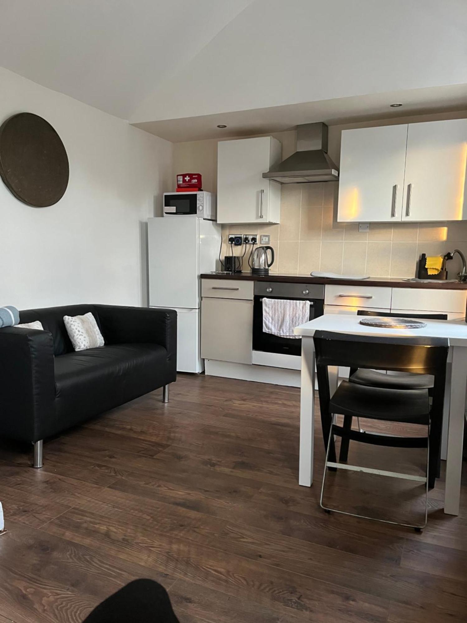 Cosy 1 Bed Flat Clapham North Apartment *