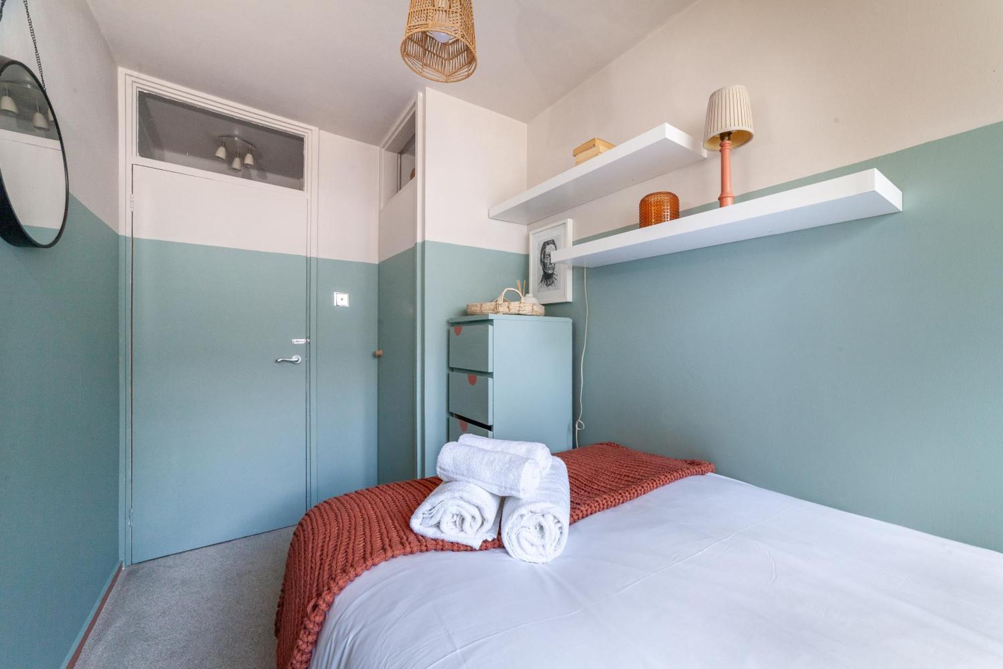Apartment Mezzanine 3-bed In Central London, By Westminster