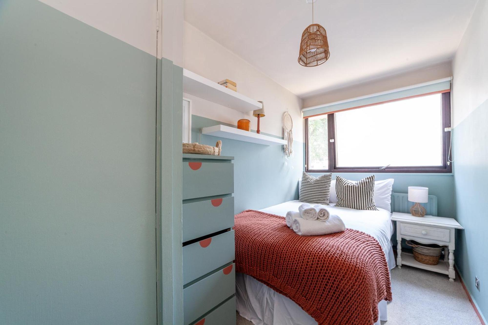 Apartment Mezzanine 3-bed In Central London, By Westminster