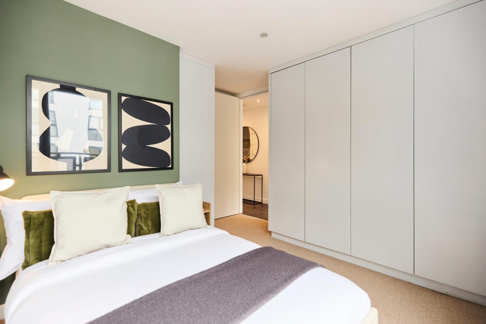 The Kensal Wonder - Bright 2bdr Flat With Balcony Apartment *