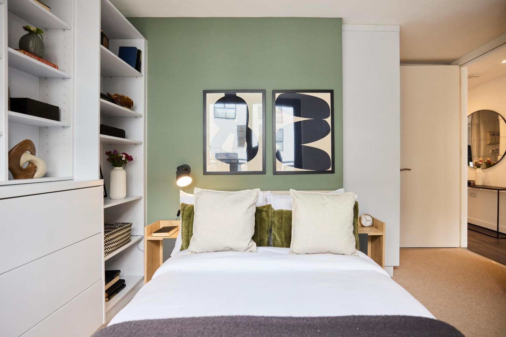 The Kensal Wonder - Bright 2bdr Flat With Balcony London