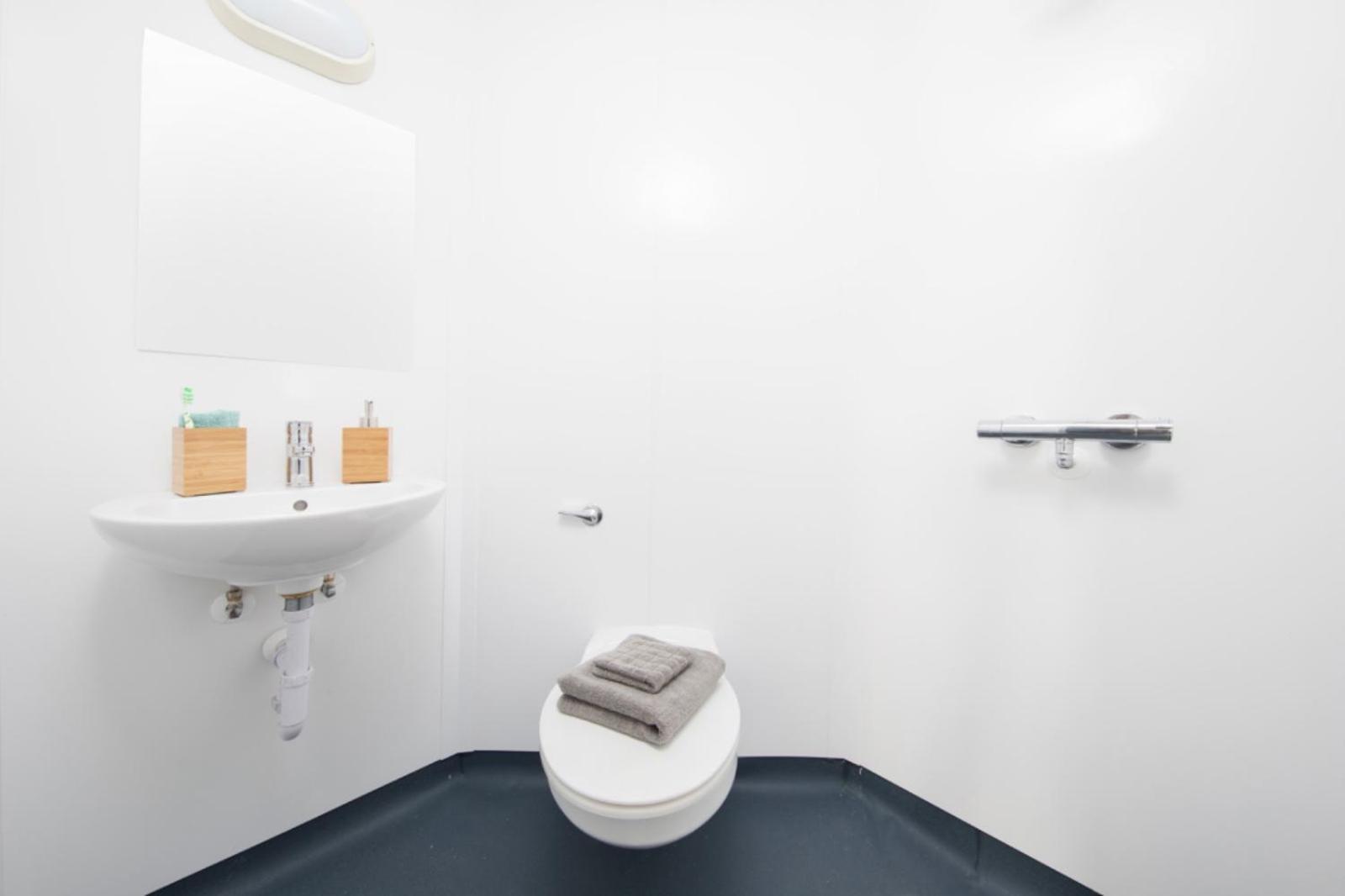 Privatunterkunft Student Only, Ensuite In A At *