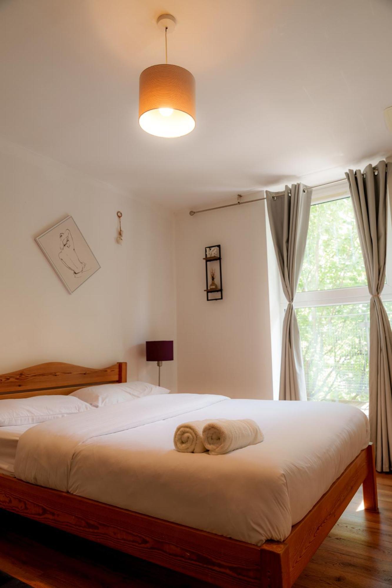Spacious 2bd 2baths In Apartment