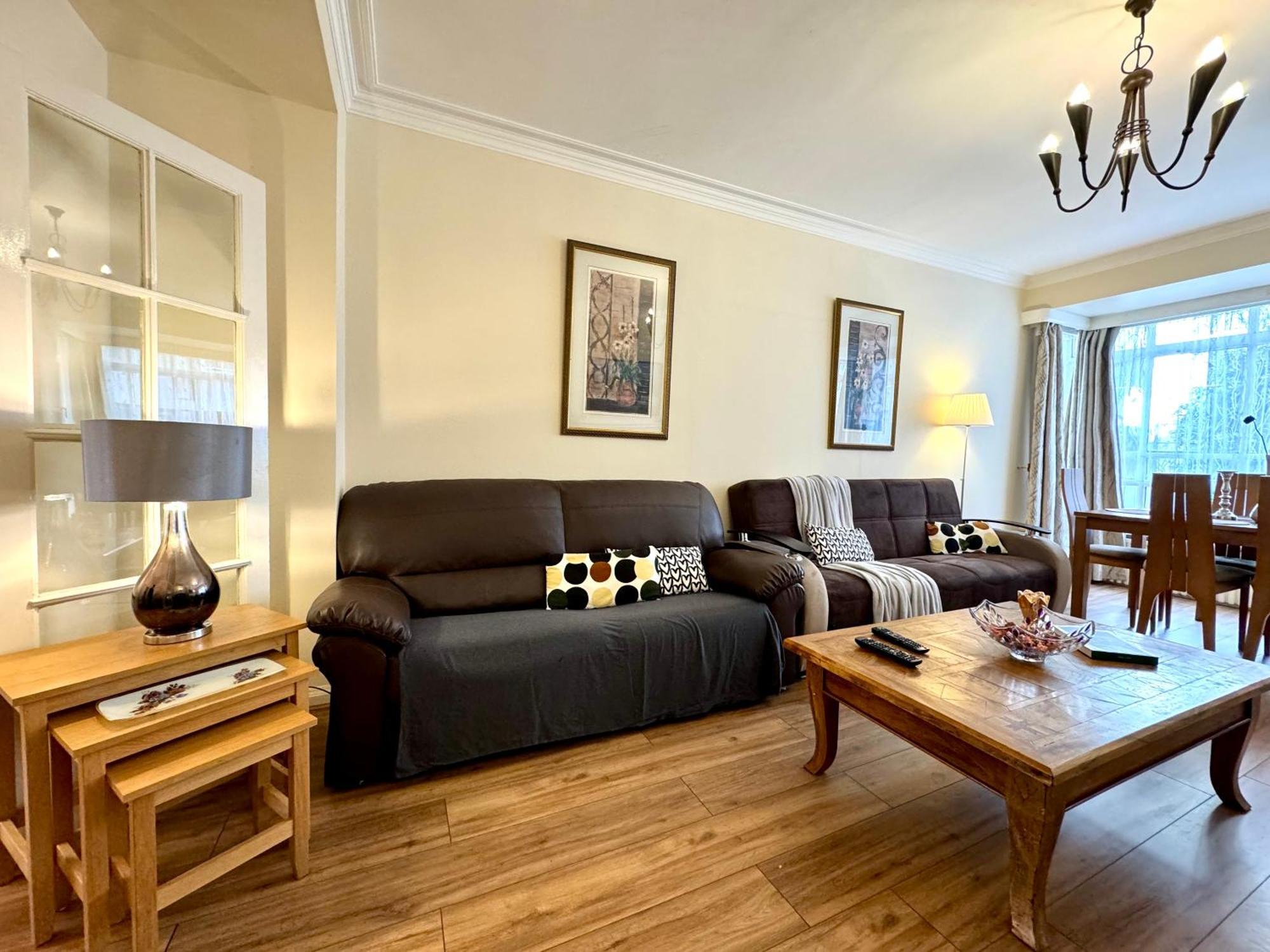 Apartment The Hyde Park By Wild Group