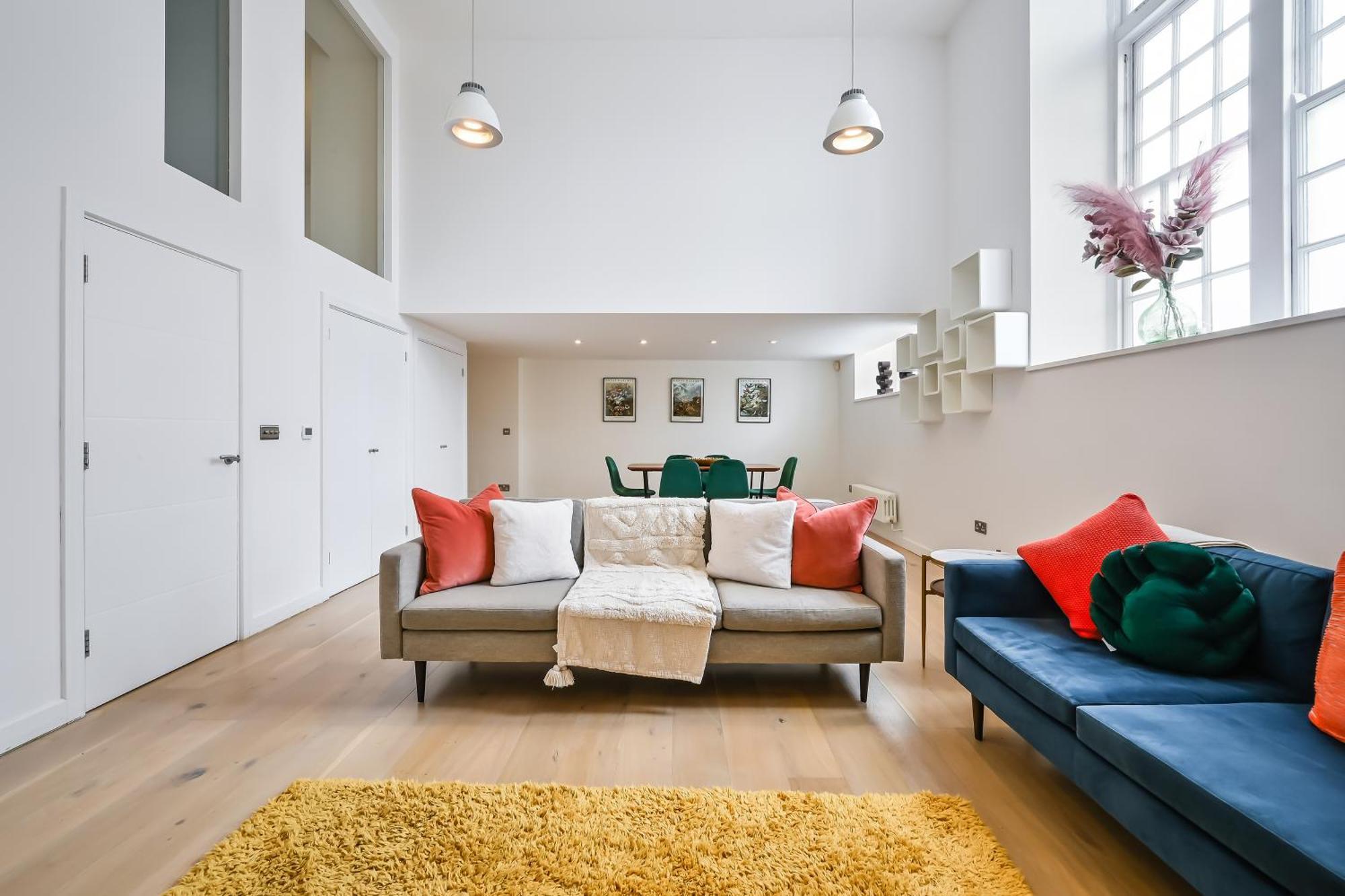 Manhattan Loft In Wimbledon Apartment London