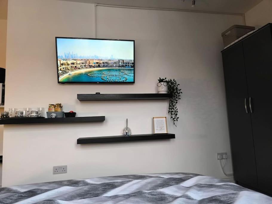 Style Room, Near Tooting Broadway Station Apartment London