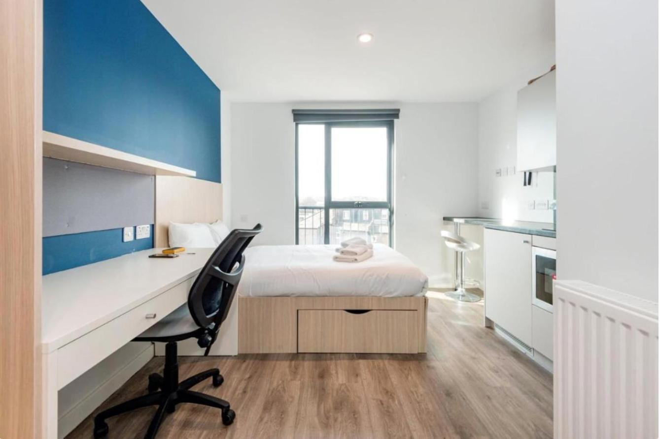 Spacious & Bright In Lewisham Quick Links * Londres