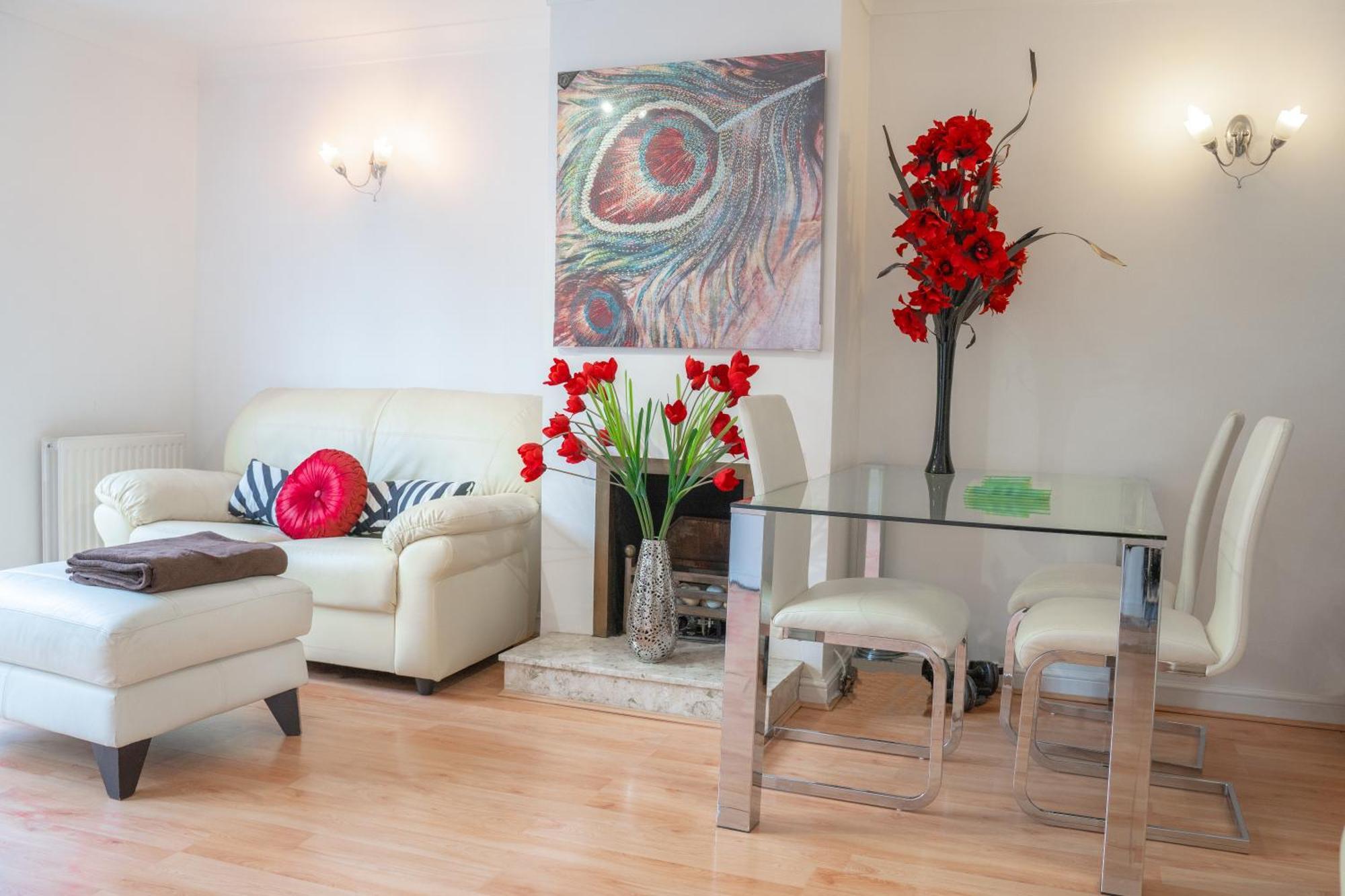 Modern Tower Bridge 2br House Ferienhaus *