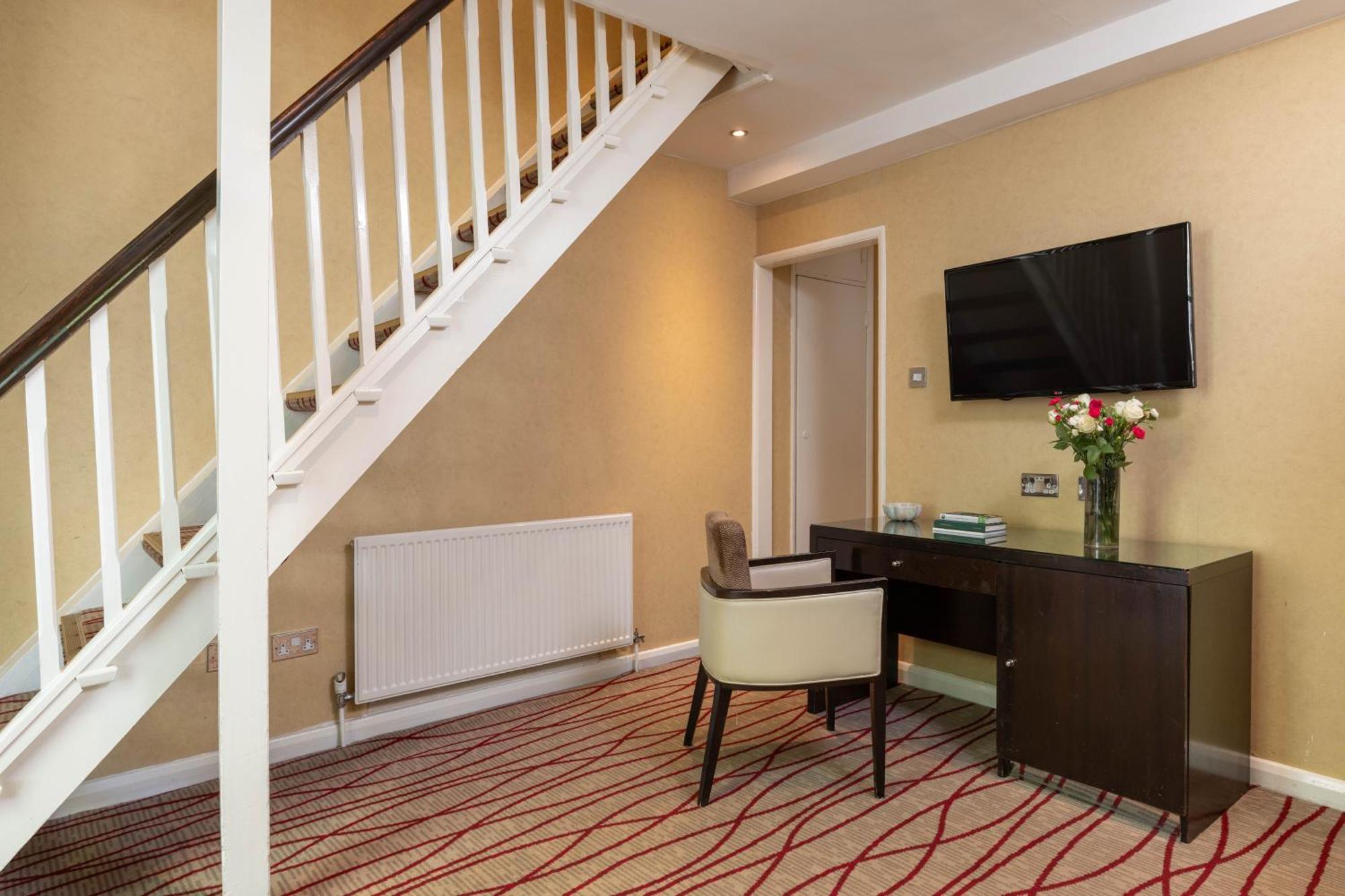 Park Grand Hyde Park Hotel 4*