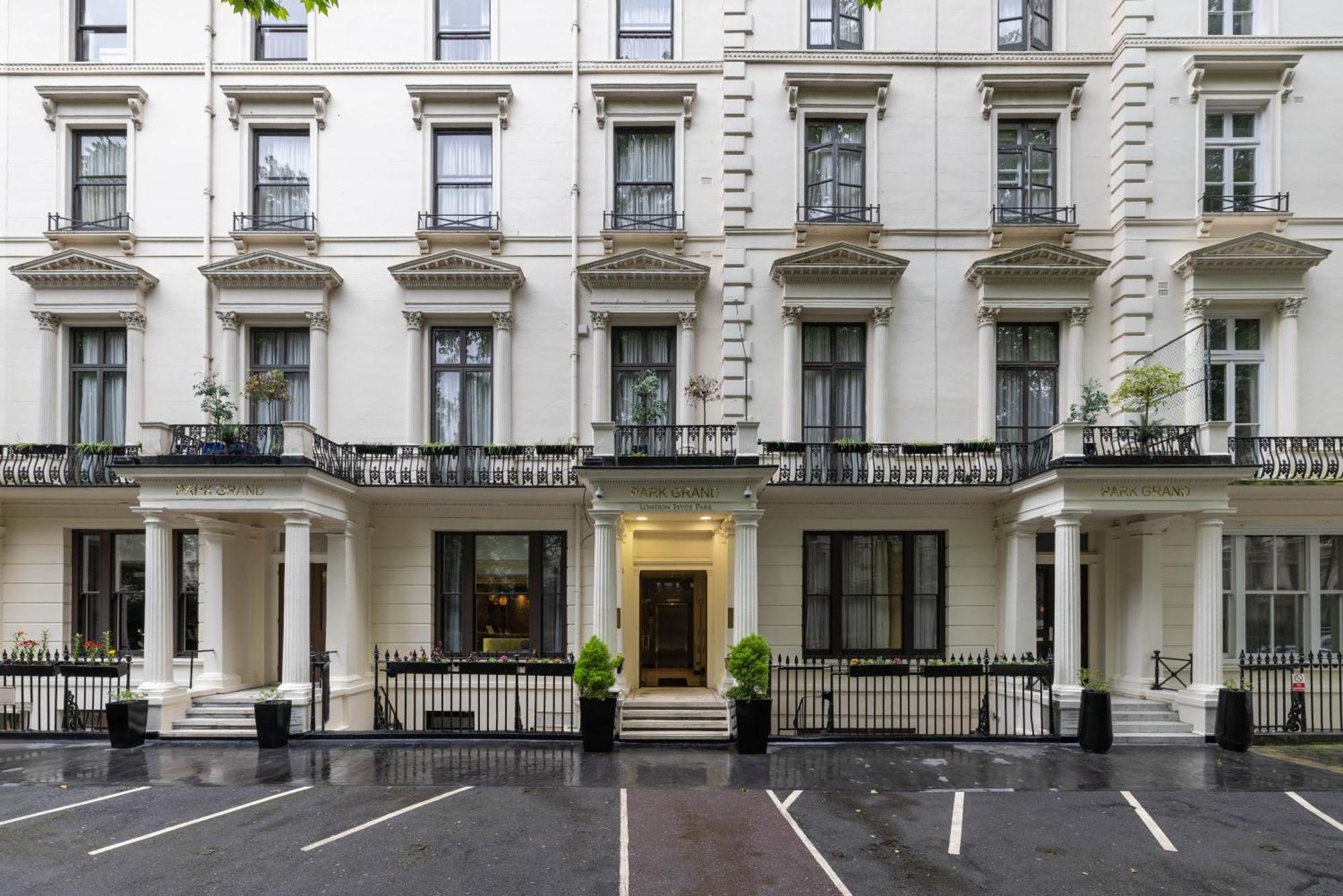 Park Grand Hyde Park 4*