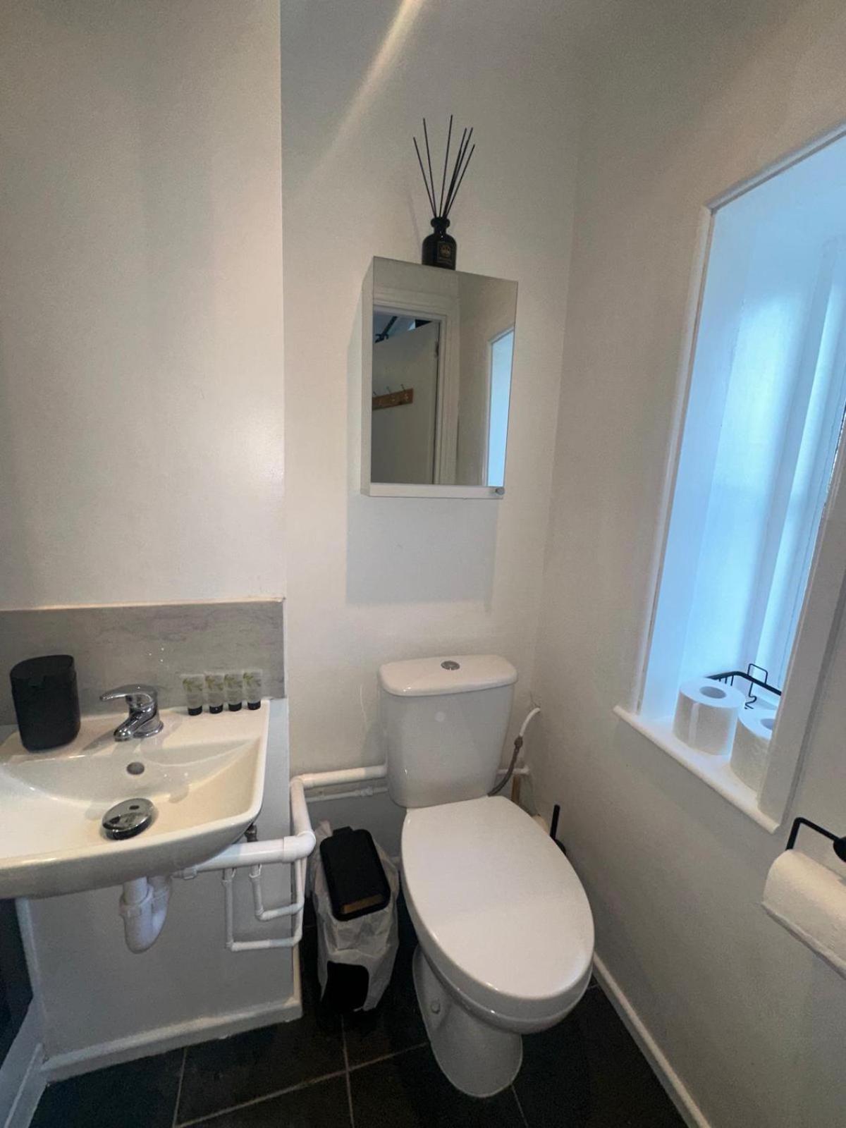 West One Bedroom Apartamento Londres
