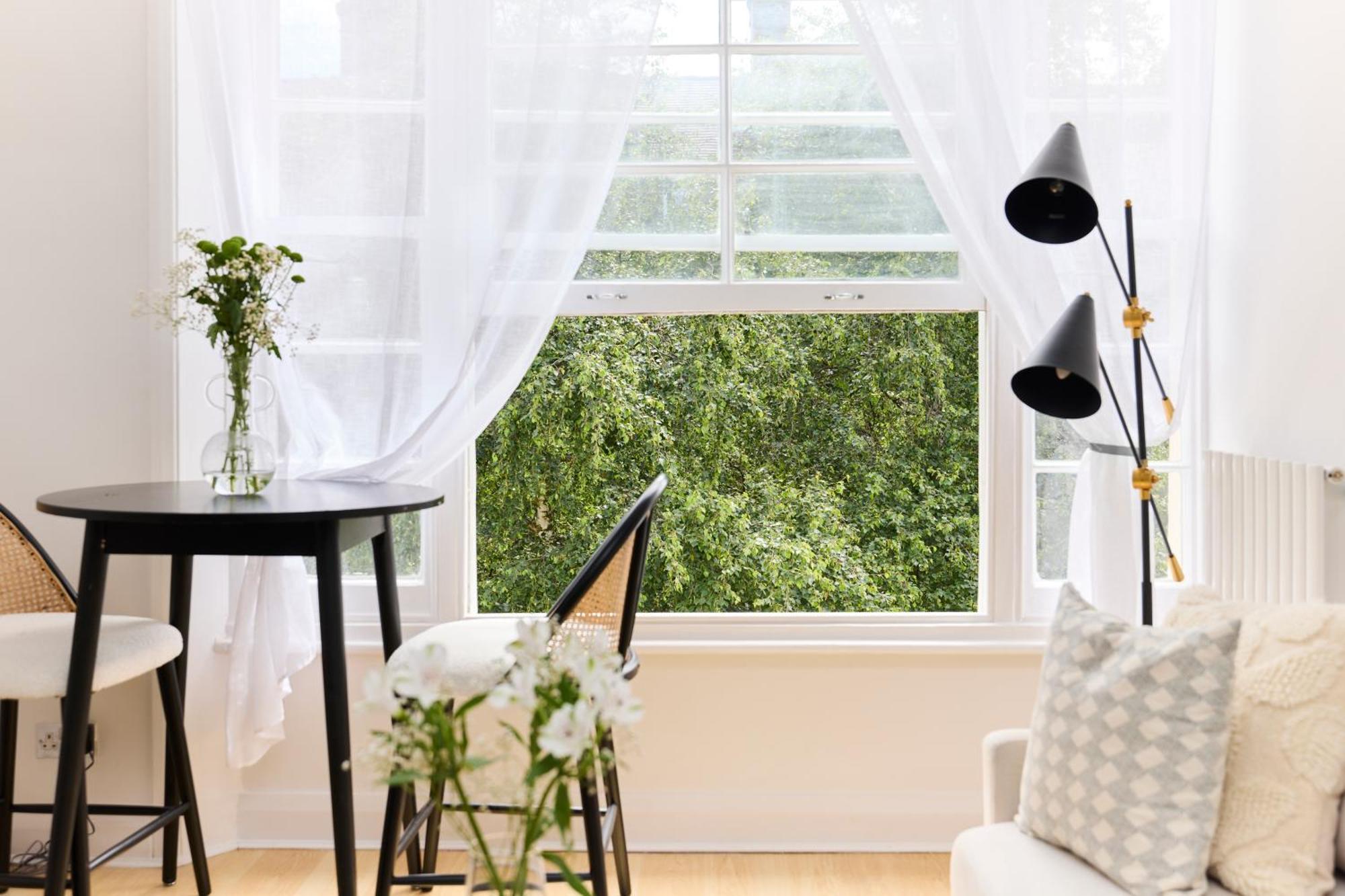 The Camden Hideout - Modish And Bright 2bdr Flat Apartment *