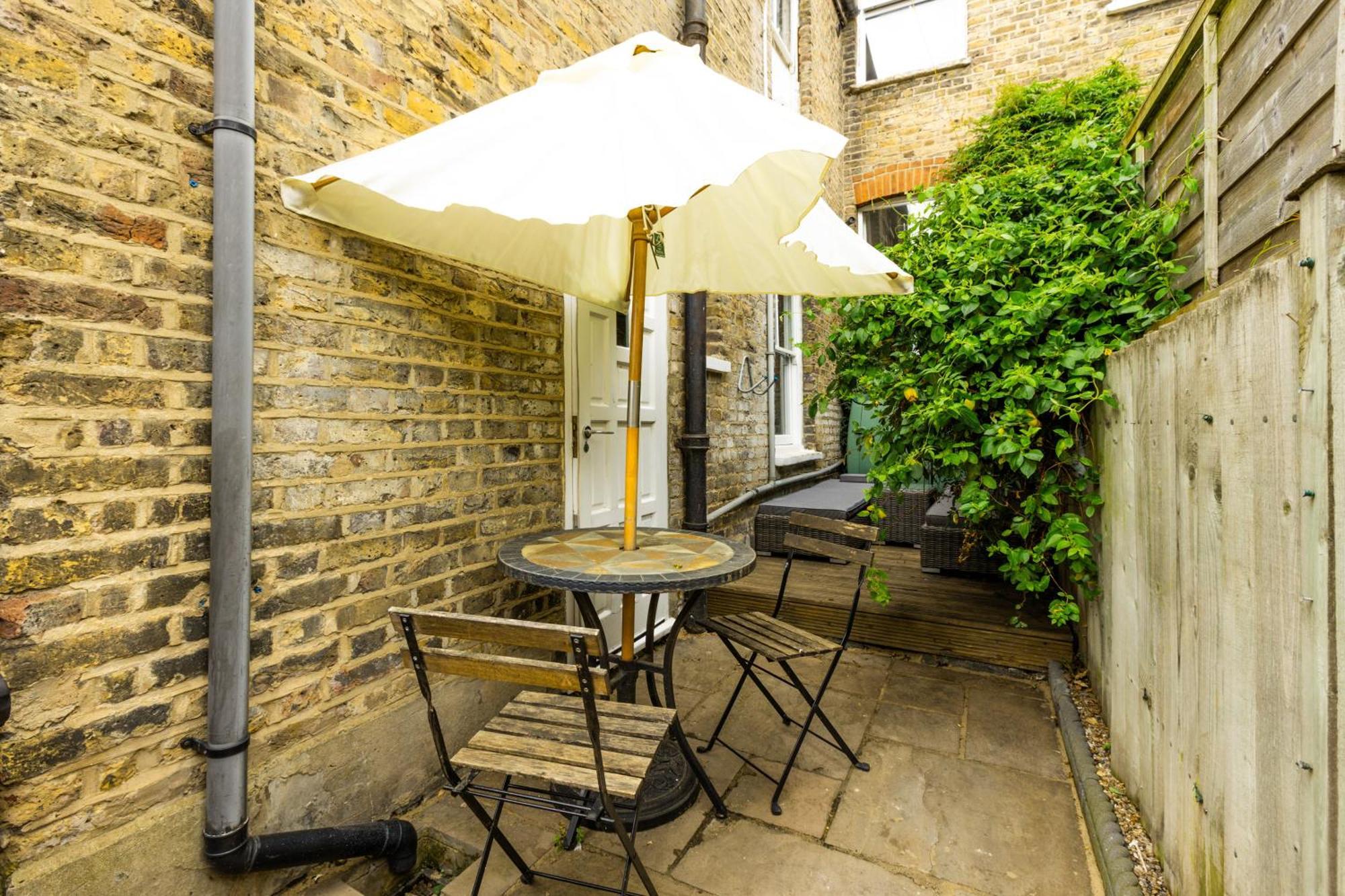Apartment Secluded 1br With Garden Near Vibrant Dalston *