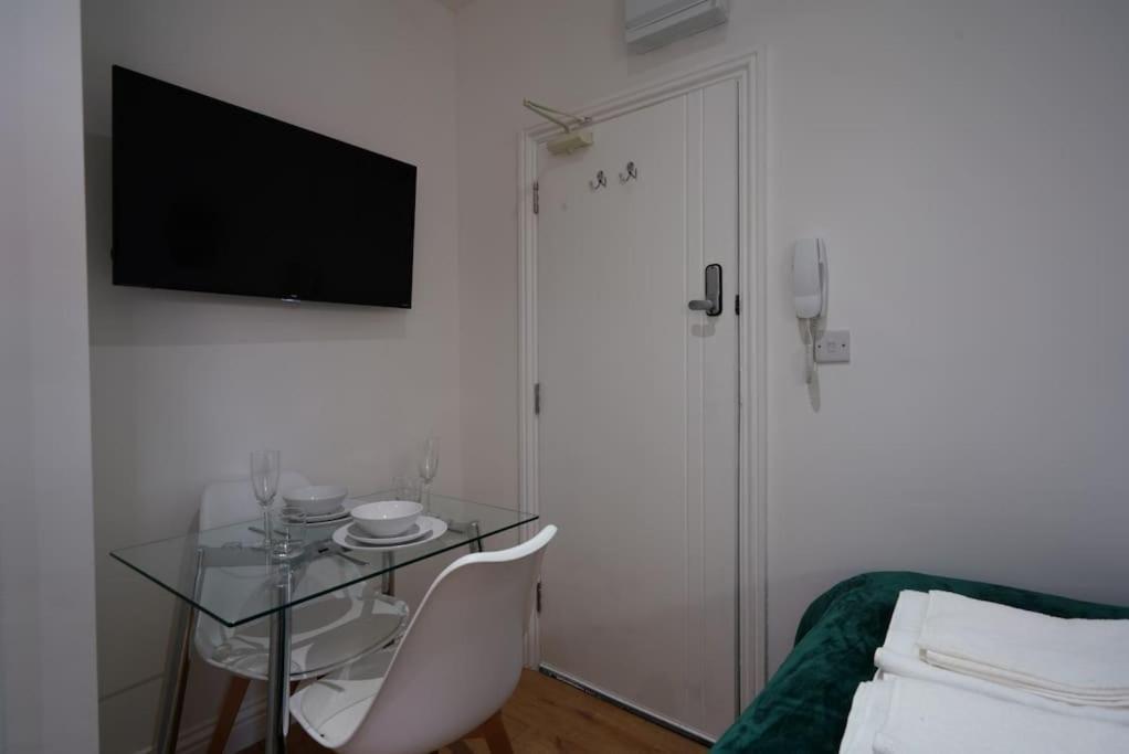 New 3 * Londres