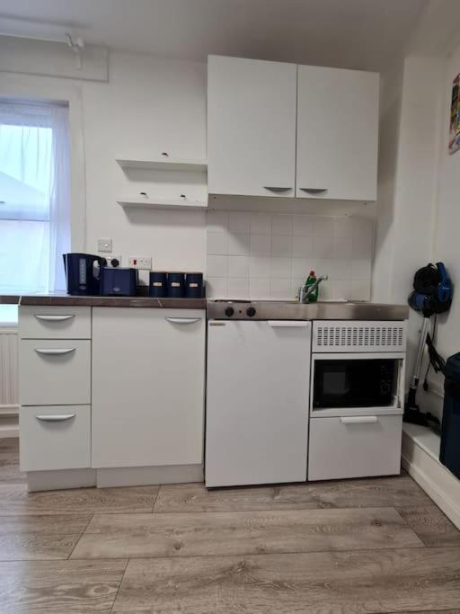 Stylish And Spacious 1 Bedroom Kensal Tube 1a Apartment
