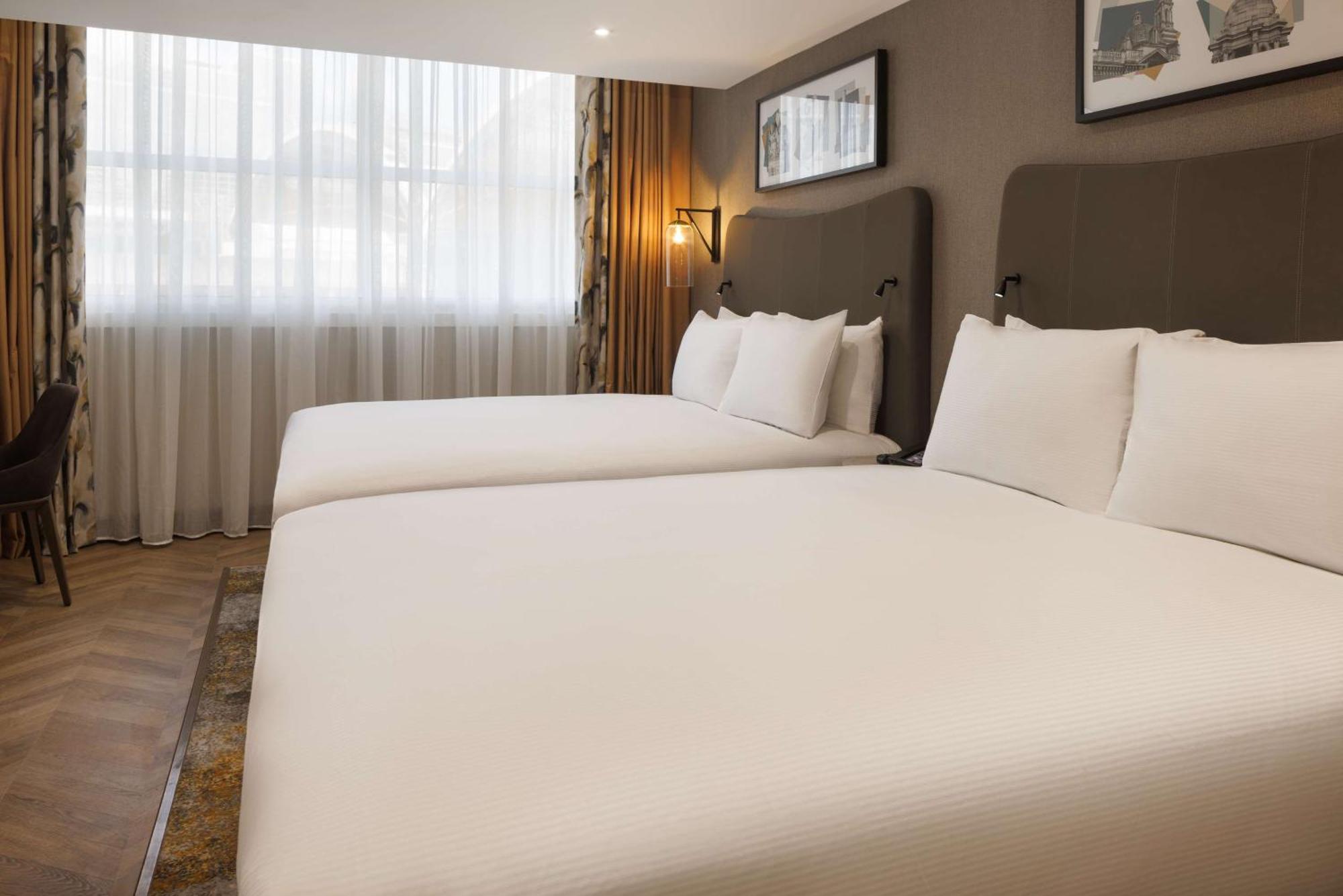Doubletree By Hilton Victoria Hotel