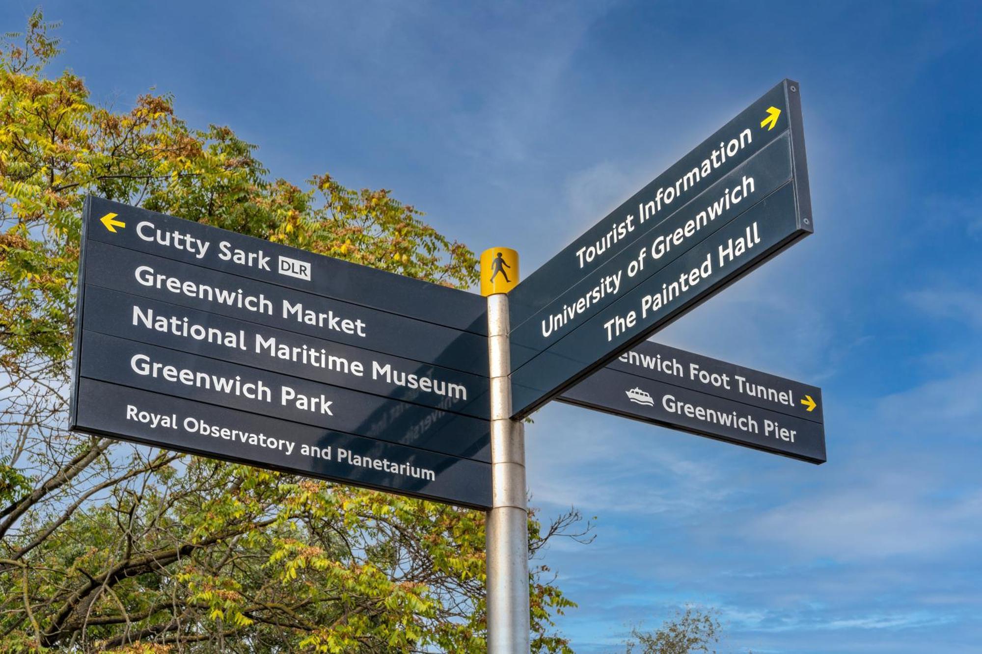 Modern 2-bed In Greenwich - Prime Location Near Cutty Sark & Excellent Transport Links
