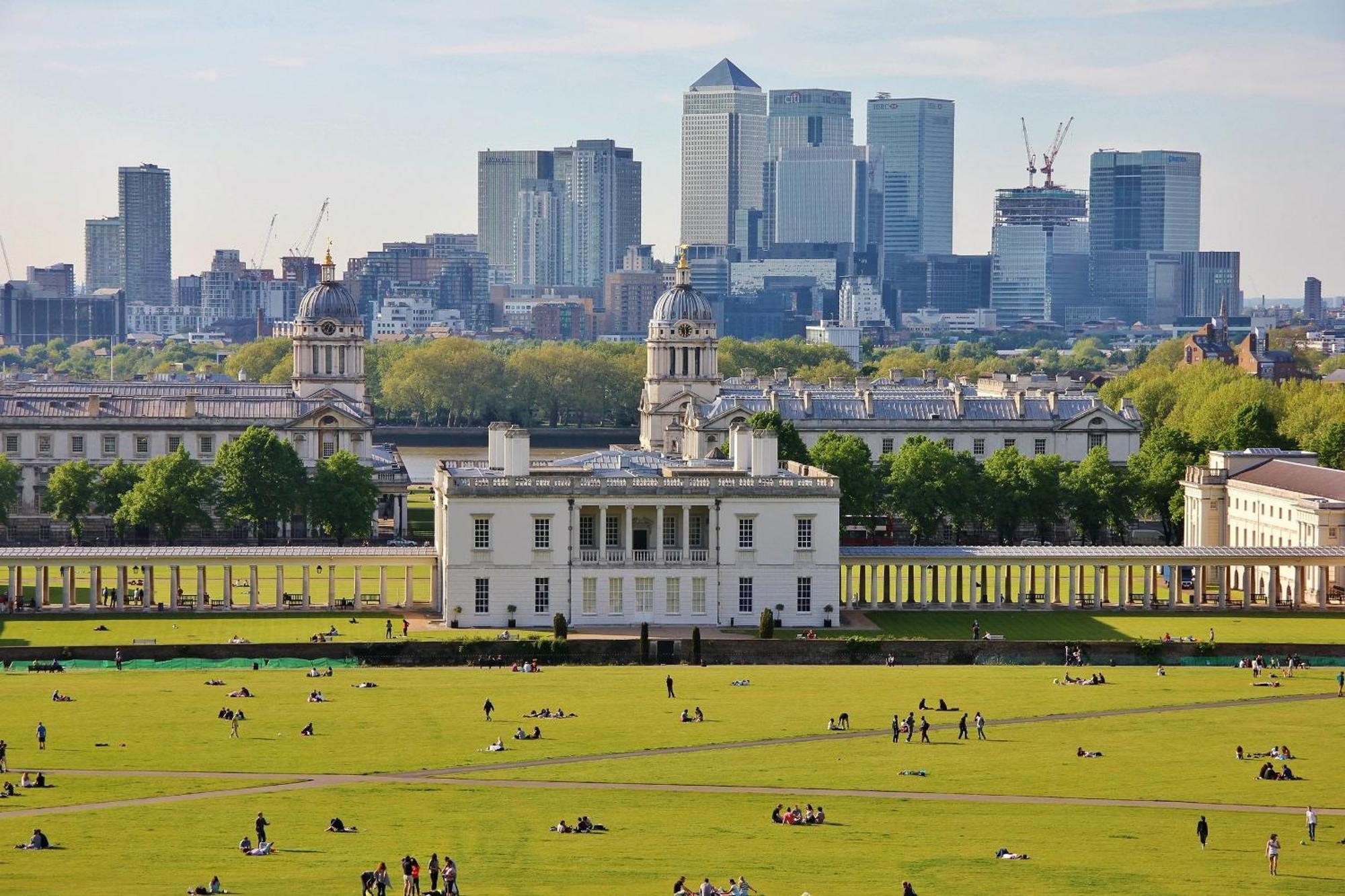 Apartment Modern 2-bed In Greenwich - Prime Location Near Cutty Sark & Excellent Transport Links London