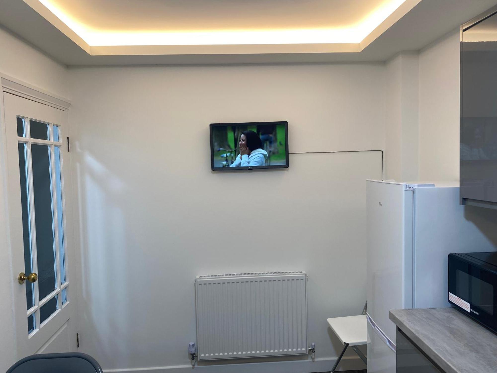 2 Bedroom Flat Apartment *