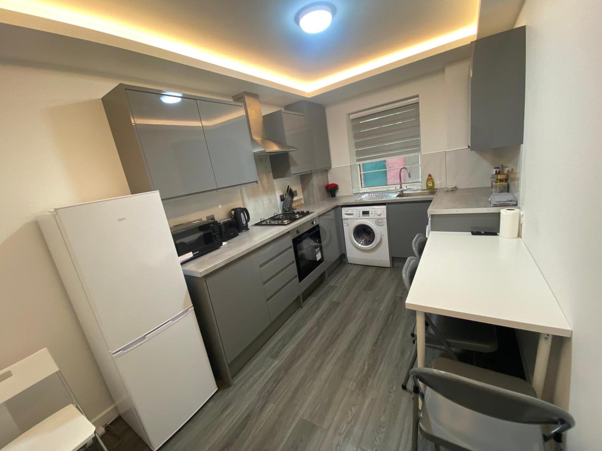 2 Bedroom Flat Apartment