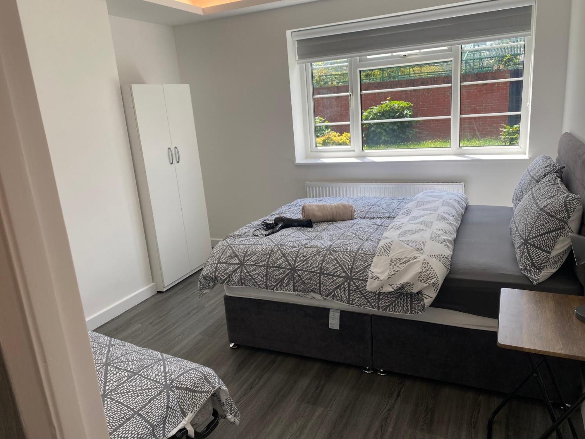 2 Bedroom Flat London