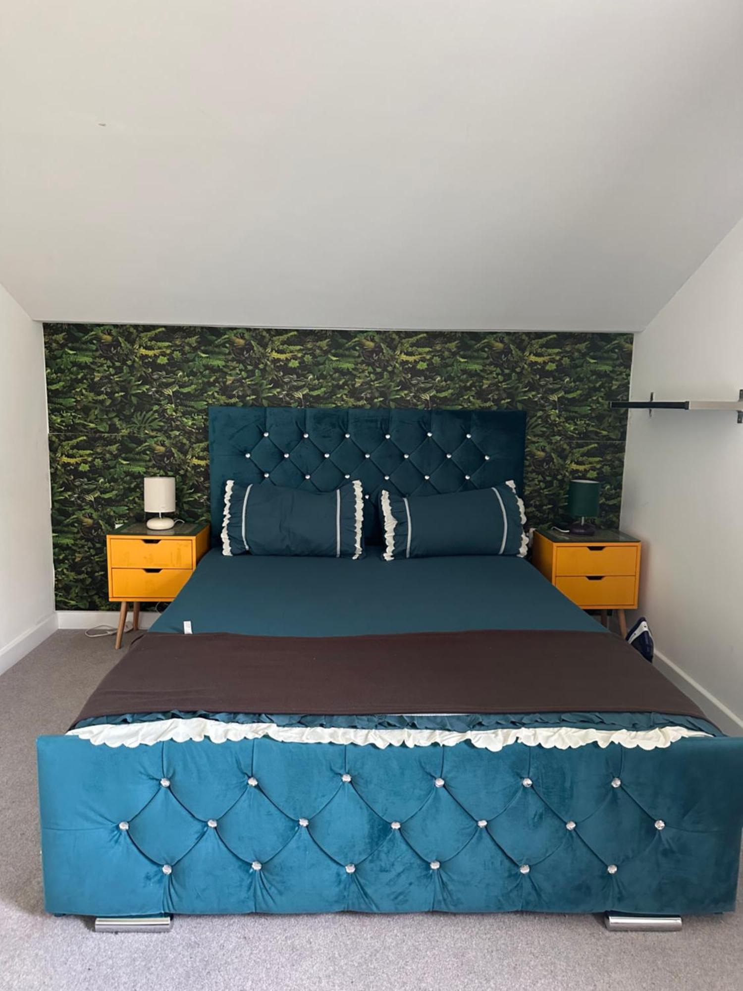 Uttsav Green - Affordable Zone 3 - Accessible Public Transport * London