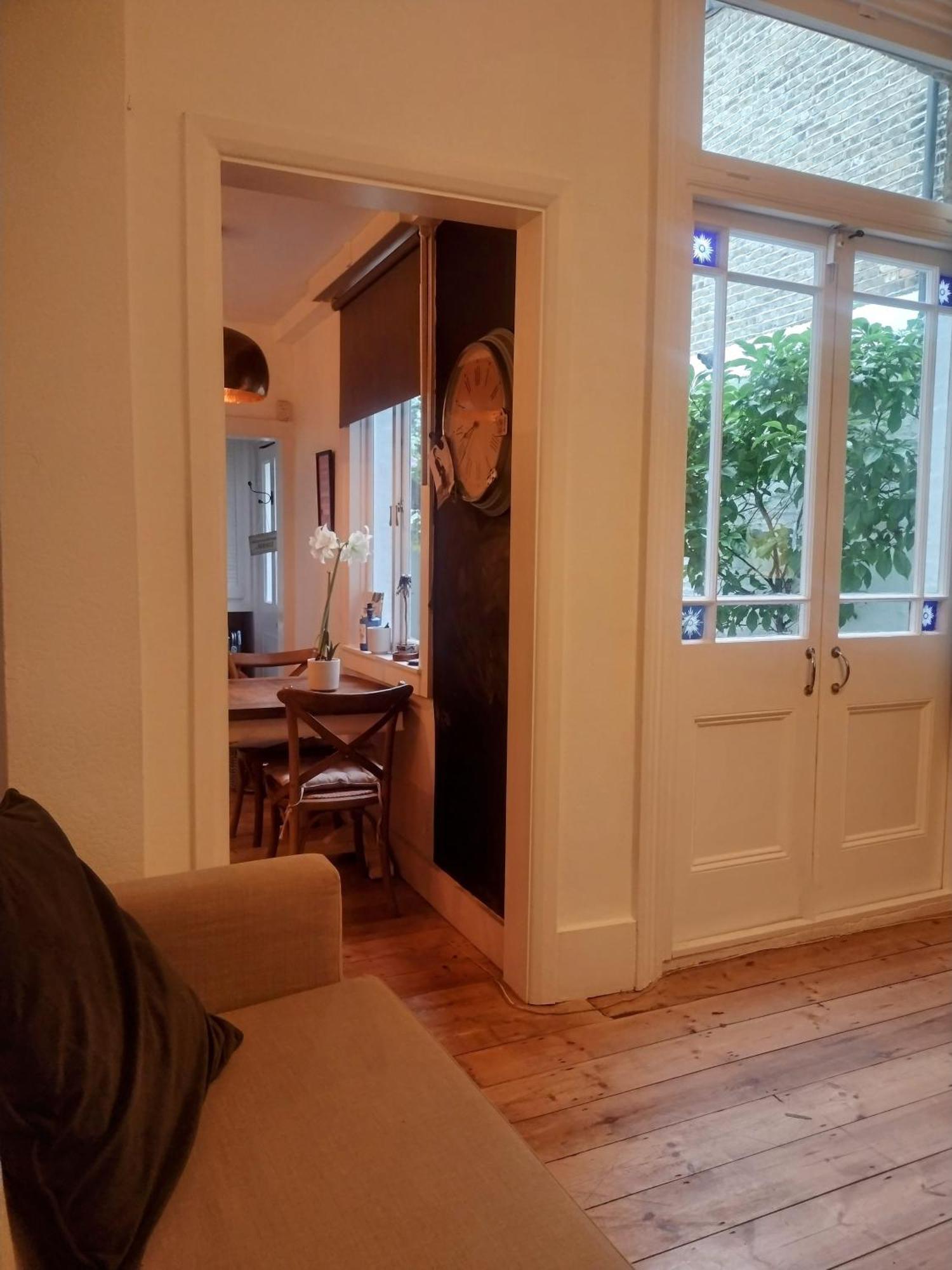 Annette's Place, Greenwich Garden Apartment, Apartamento *