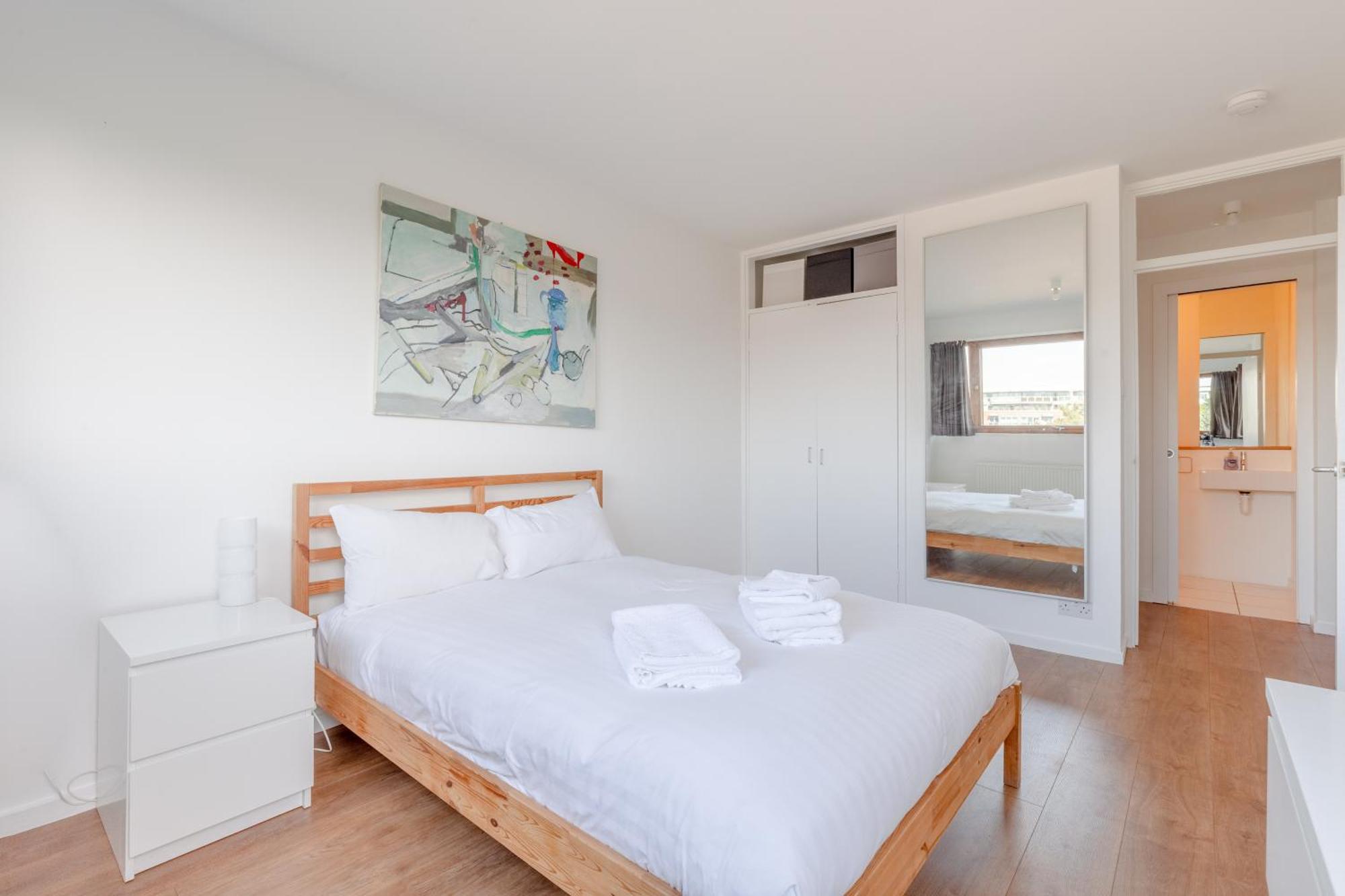 Unique Spacious Central 3 Bedroom With Rooftop Terrace London
