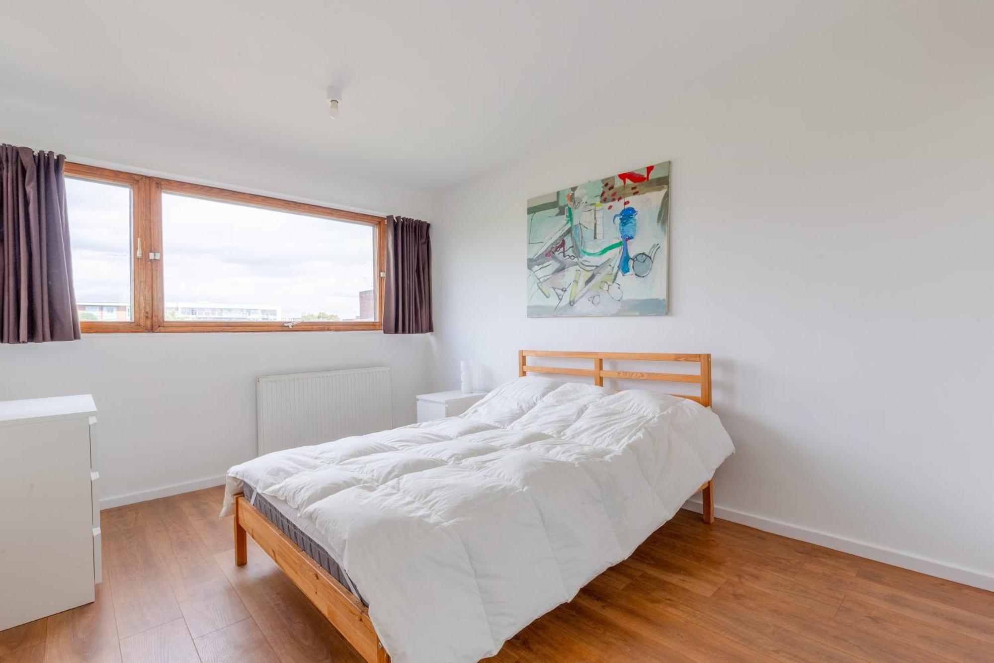 Unique Spacious Central 3 Bedroom With Rooftop Terrace Apartment London