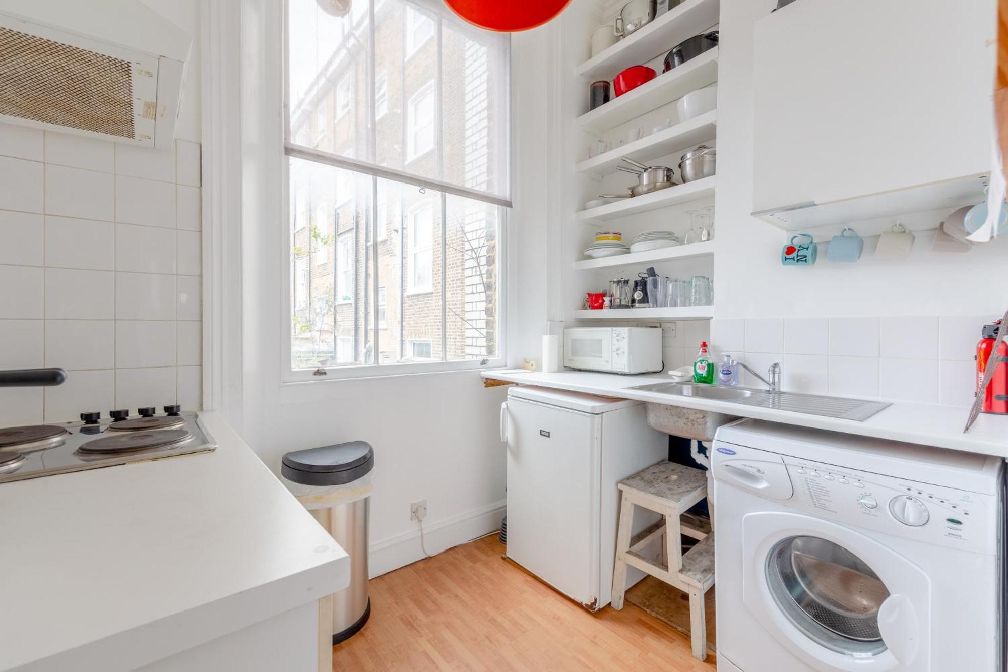 Spacious Near Kensington Gardens Apartment *