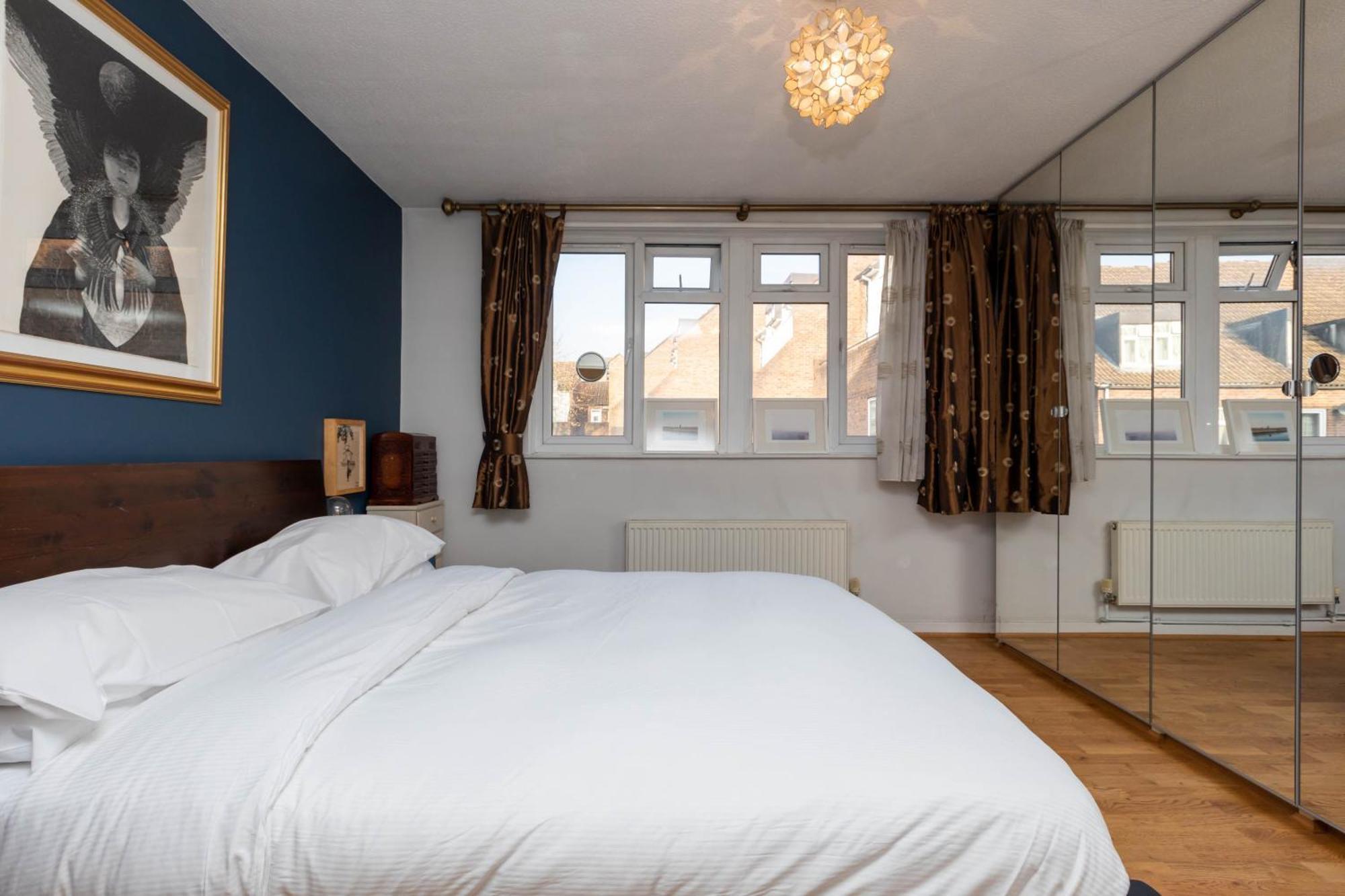 Battersea 2 Bedroom Flat Apartment