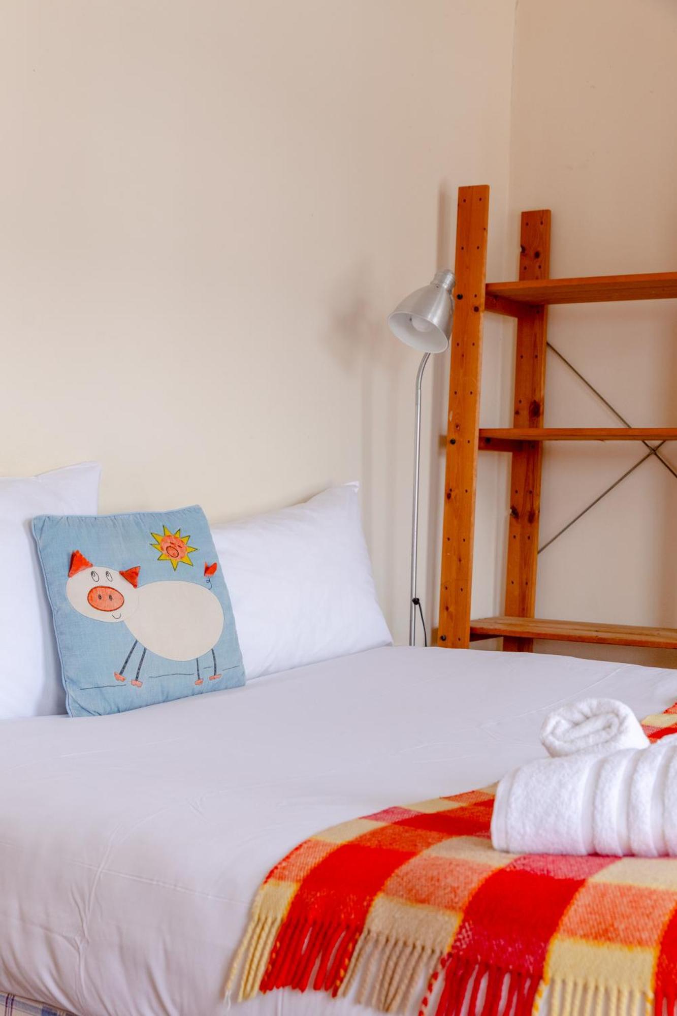 Lovely Victorian Flat For 6 In Stoke Newington London
