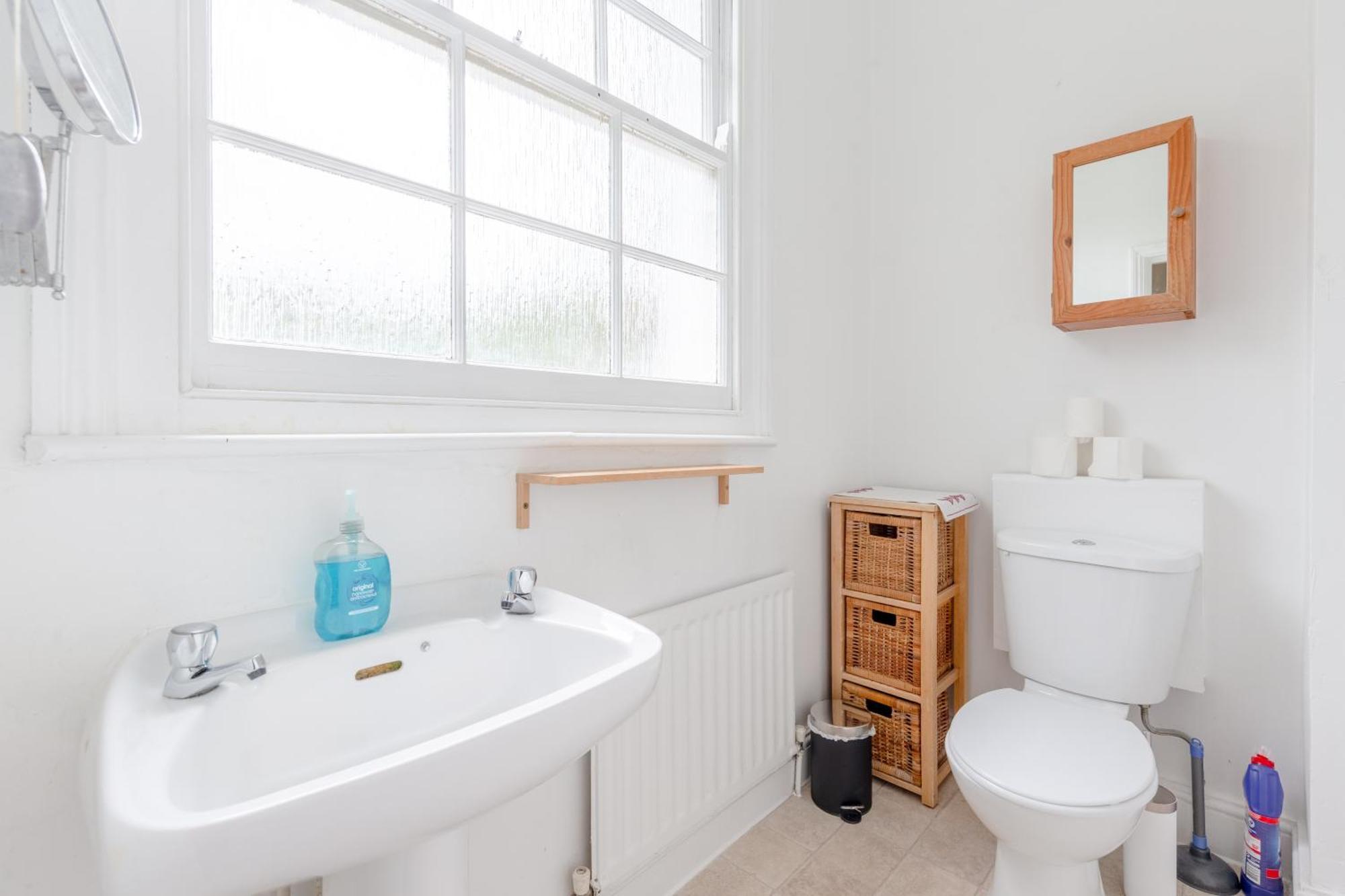 Lovely Victorian Flat For 6 In Stoke Newington London
