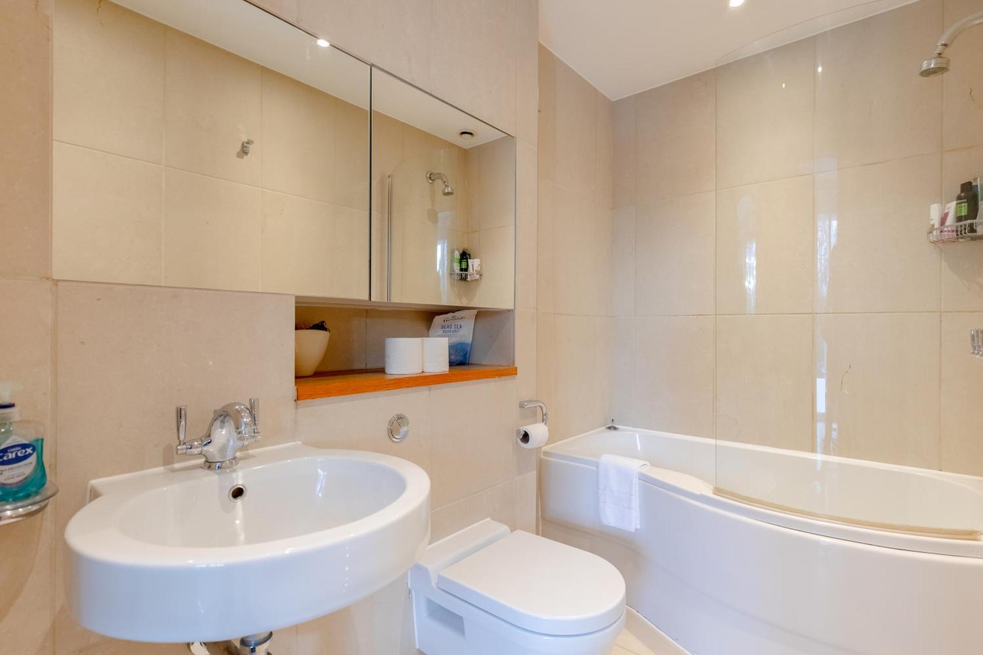 Apartment Minimal With Views Over Battersea Park *