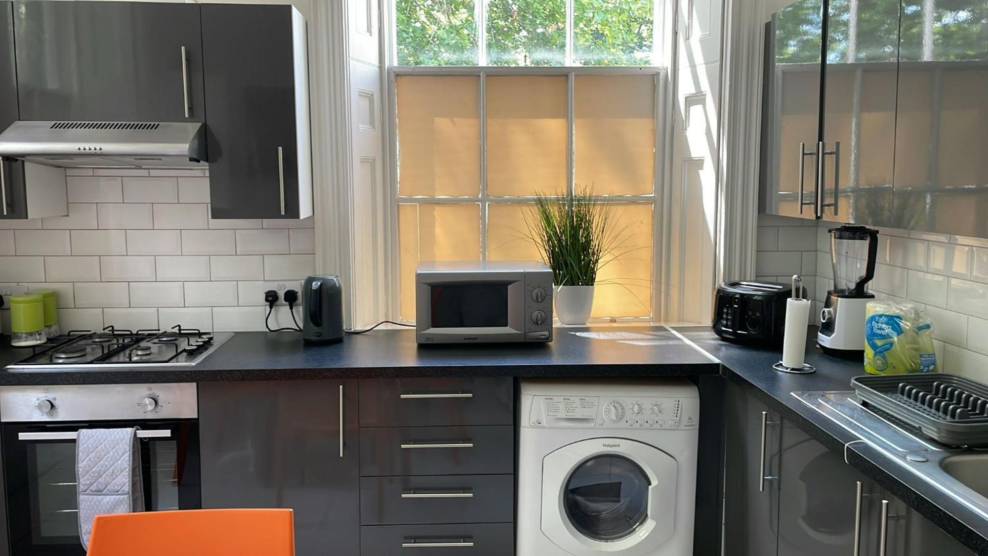 Premium Over Looking Canary Wharf Towers Apartment *