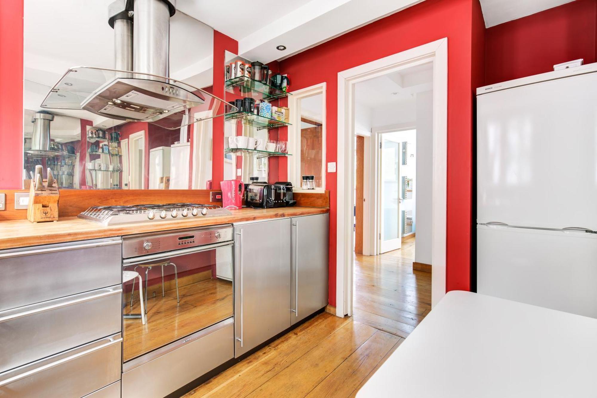 Modern Notting Hill 2 Bedroom Near Royal Oak Tube London