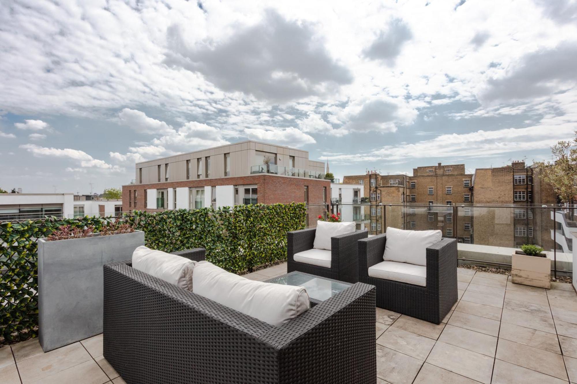 Gorgeous 2 Bedroom Near Clapham Common Apartment *