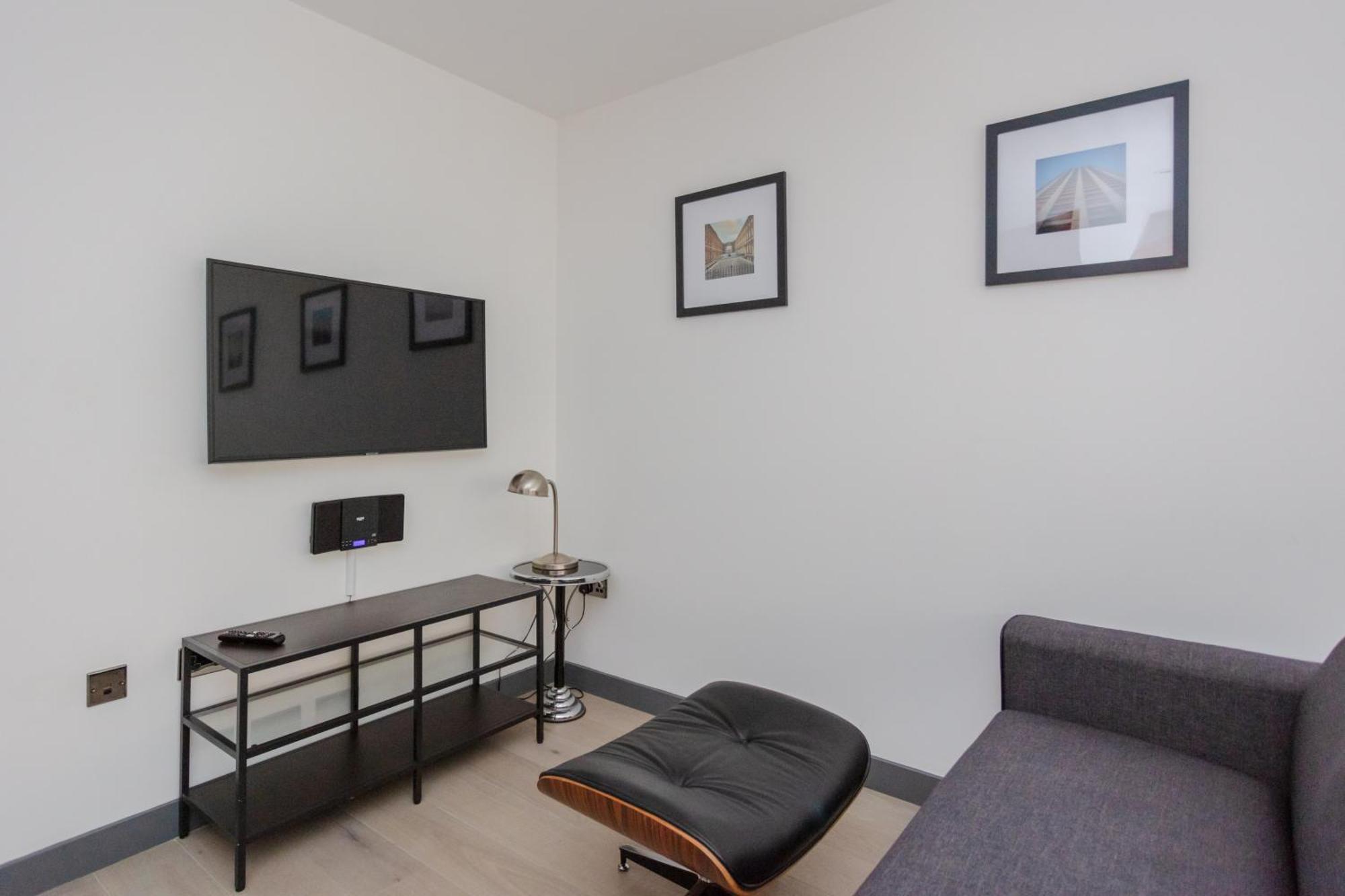Stylish 1 Bedroom In Holborn In A Great Location Apartamento Londres
